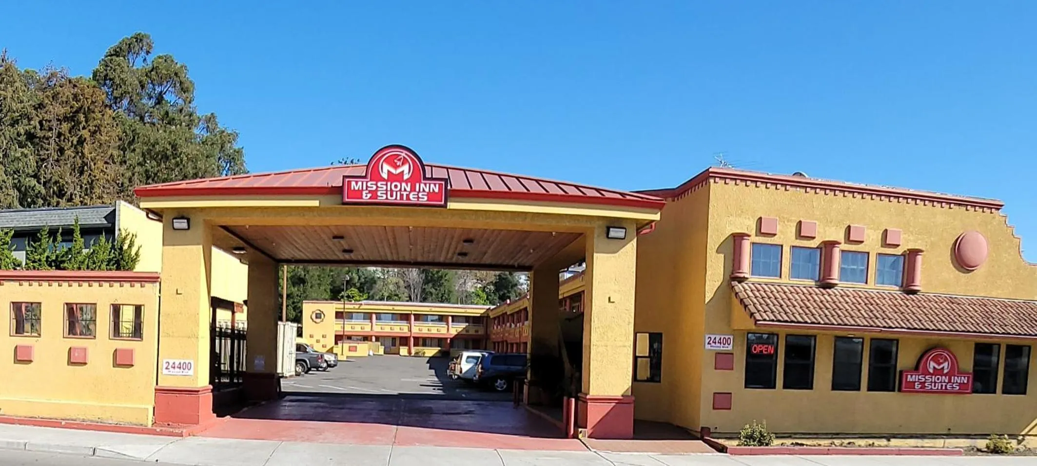 Property building in Mission Inn and Suites