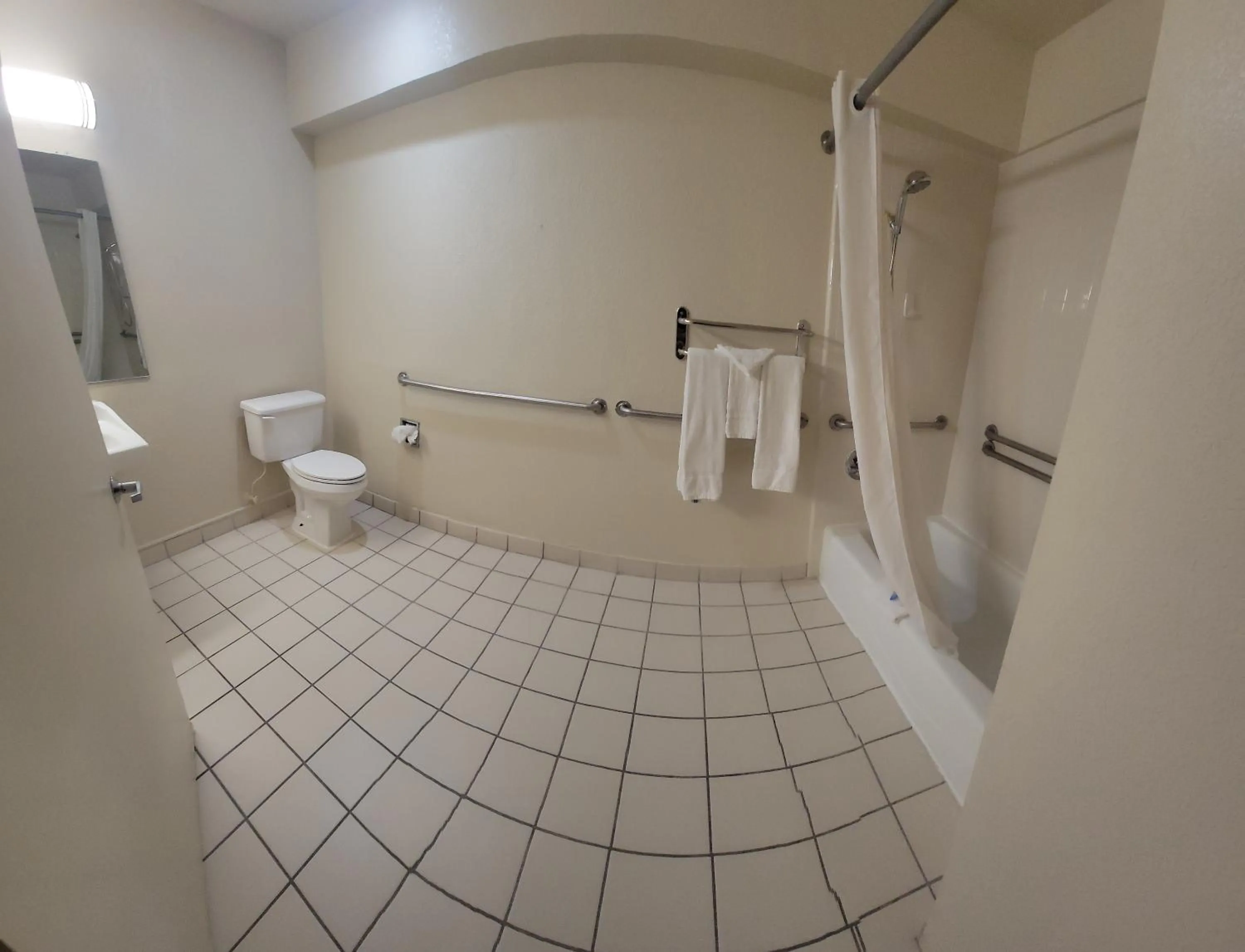 Shower in Mission Inn and Suites