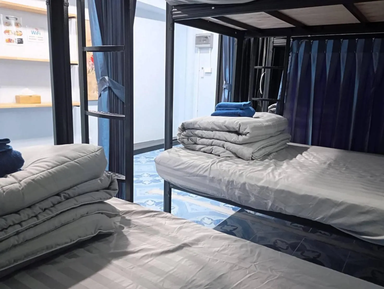 Bed in SK Hometel Samui Airport