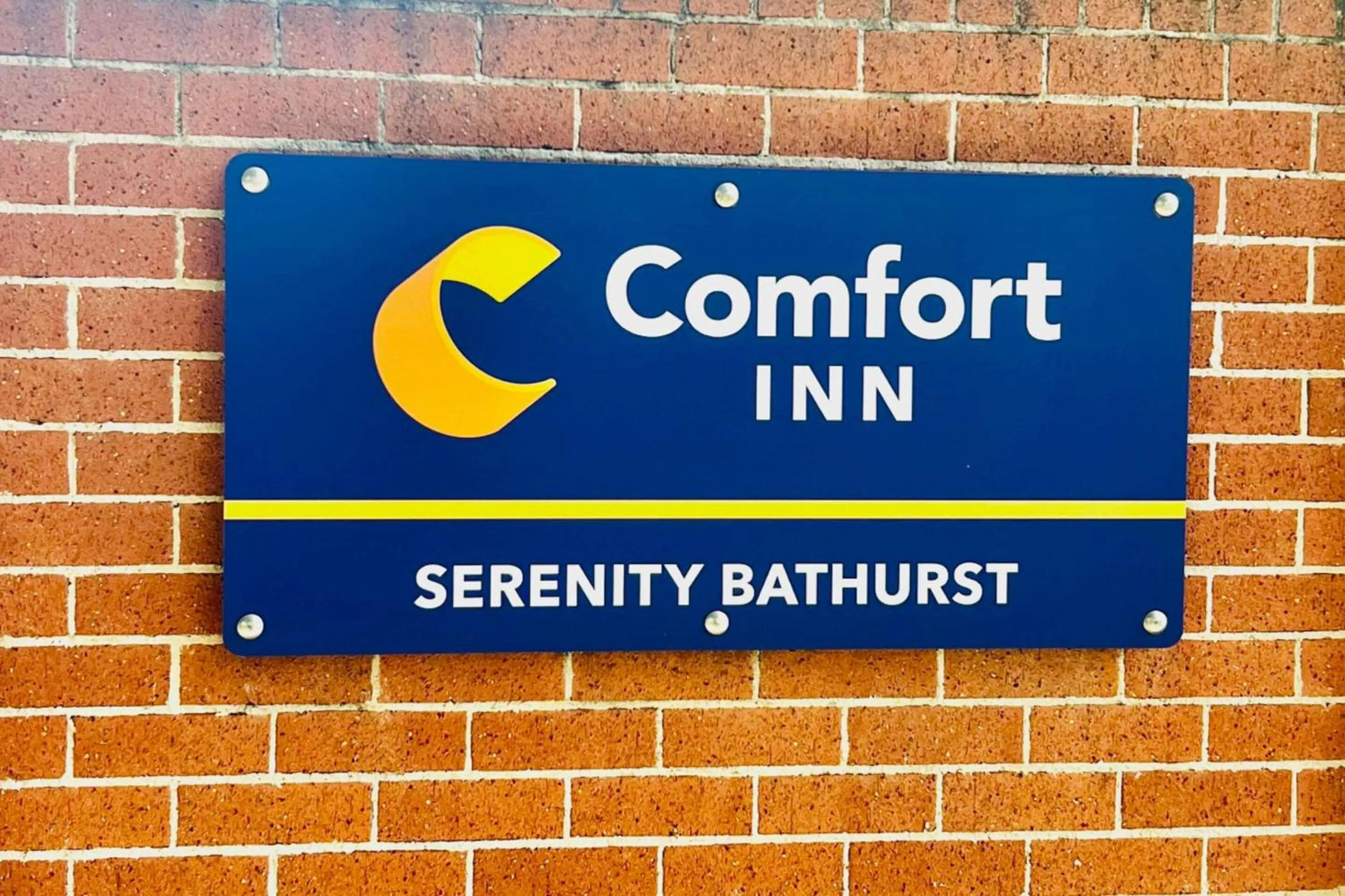 Property building in Comfort Inn Serenity Bathurst