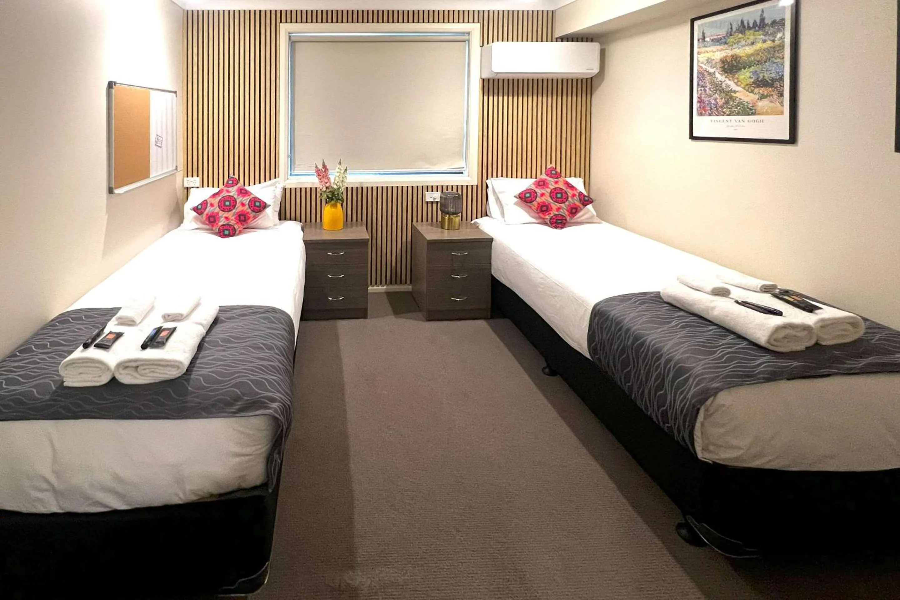 Bedroom, Bed in Comfort Inn Serenity Bathurst