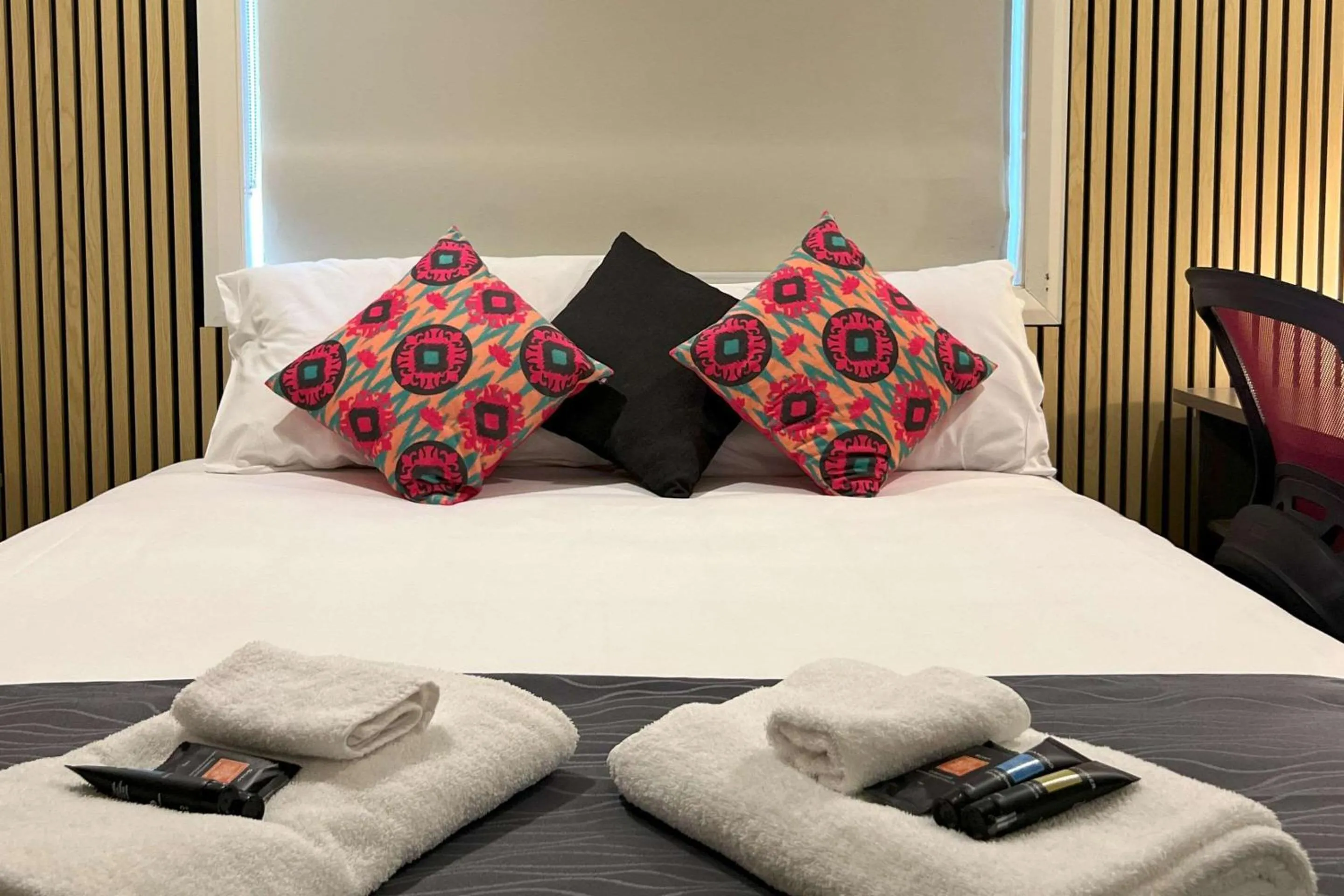 Bedroom, Bed in Comfort Inn Serenity Bathurst