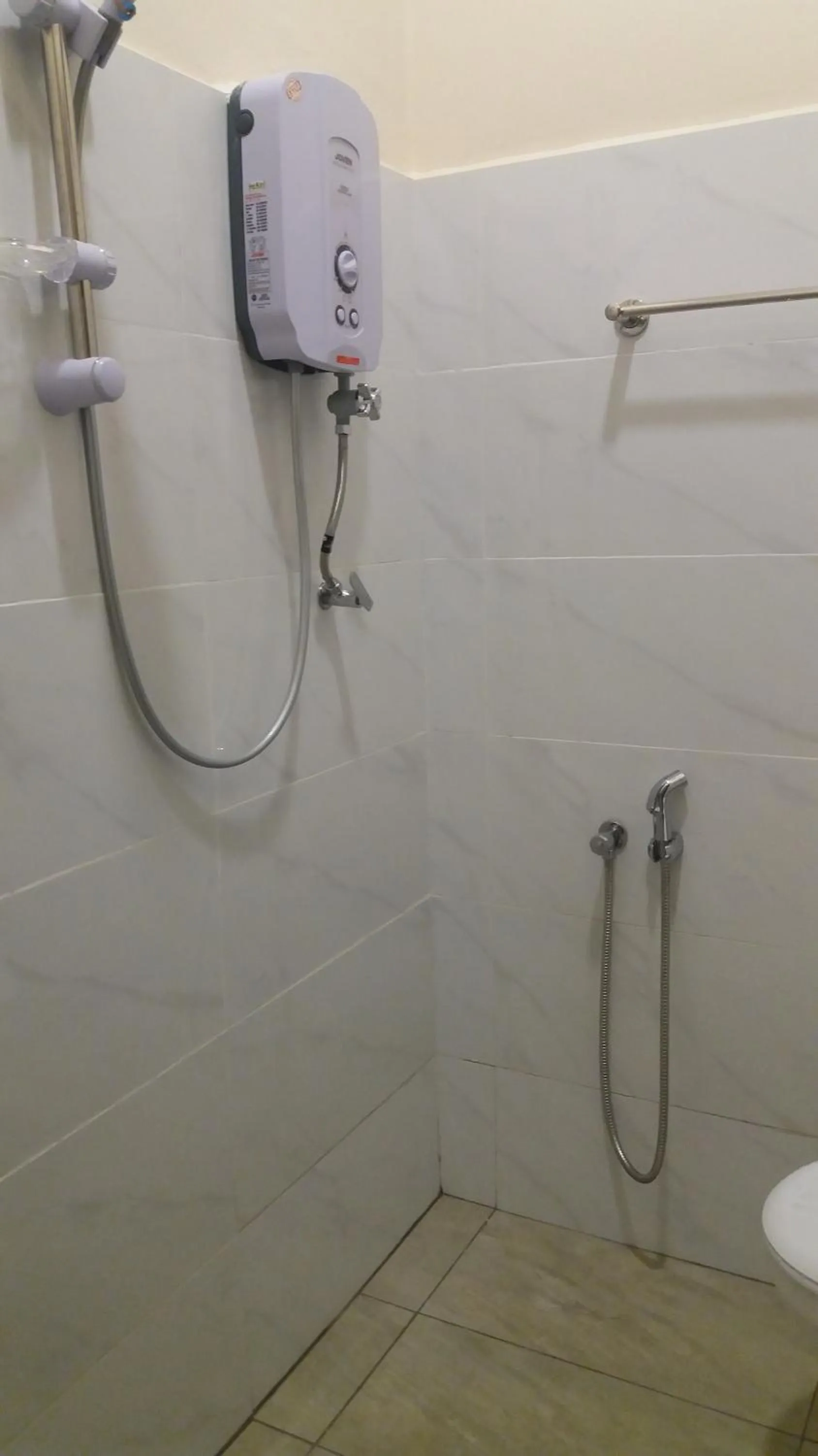 Bathroom in GLG KLIA Transit House