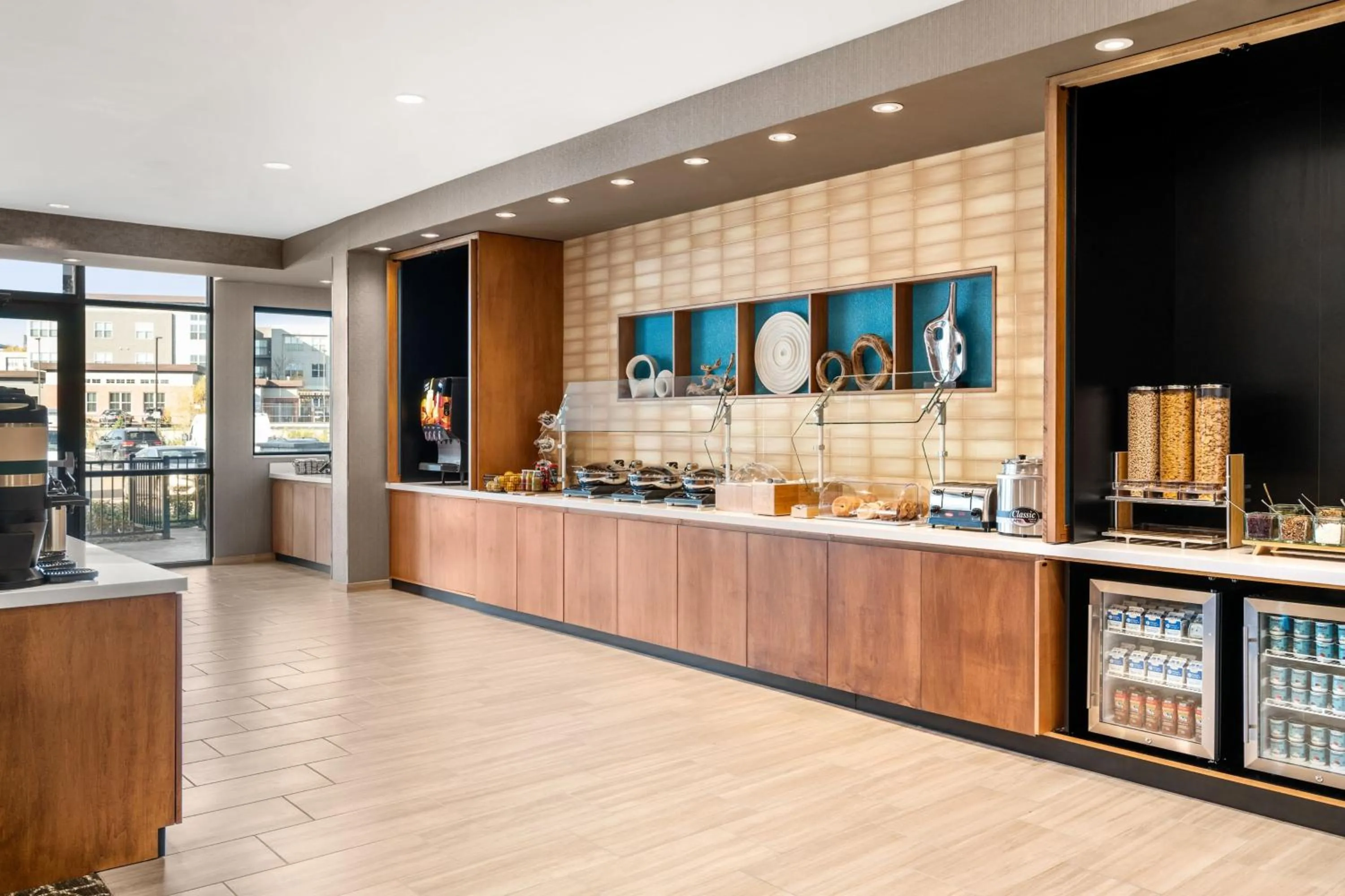 Breakfast in SpringHill Suites by Marriott Menomonee Falls