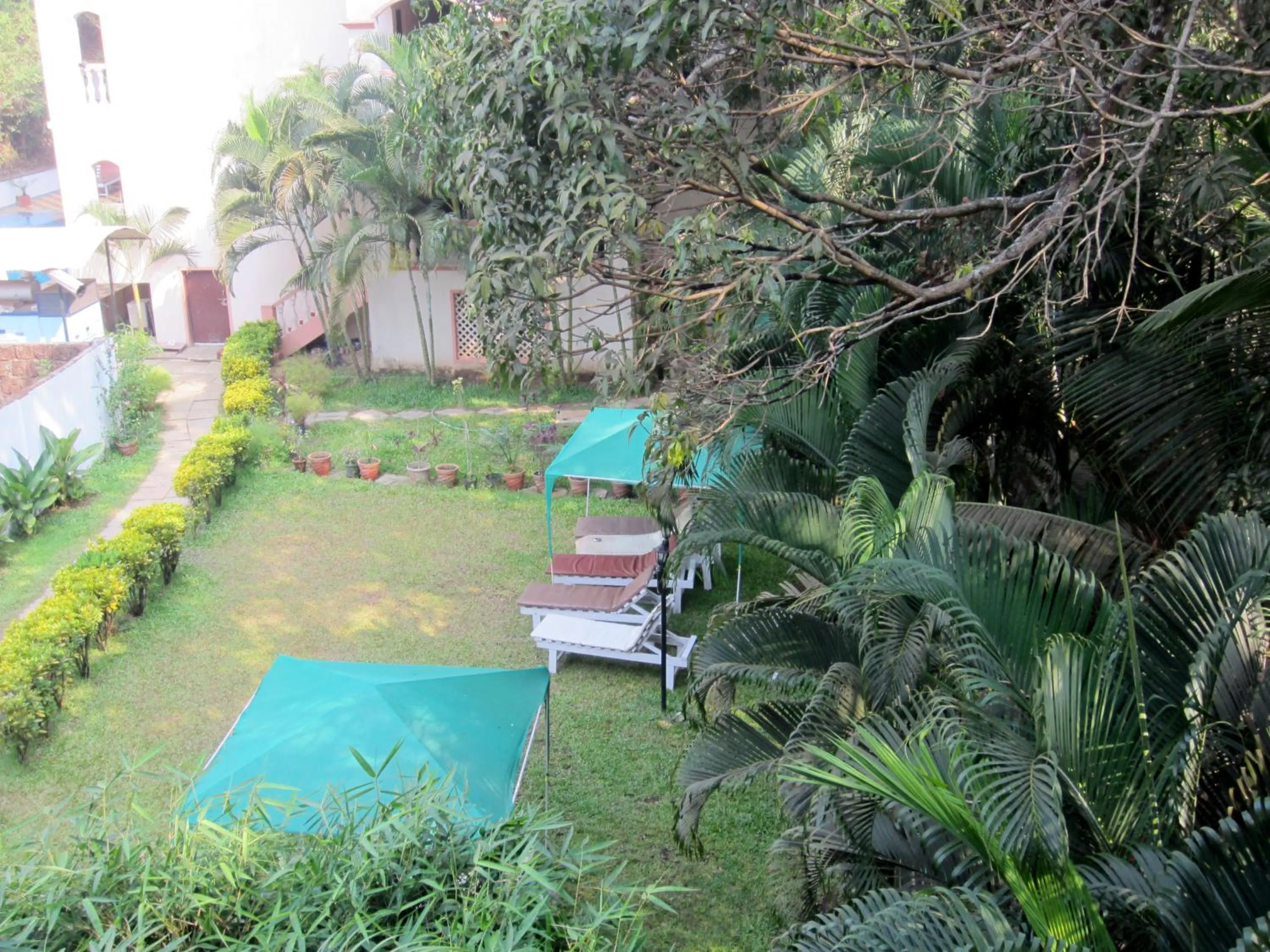 Area and facilities in Riverside Regency Resort