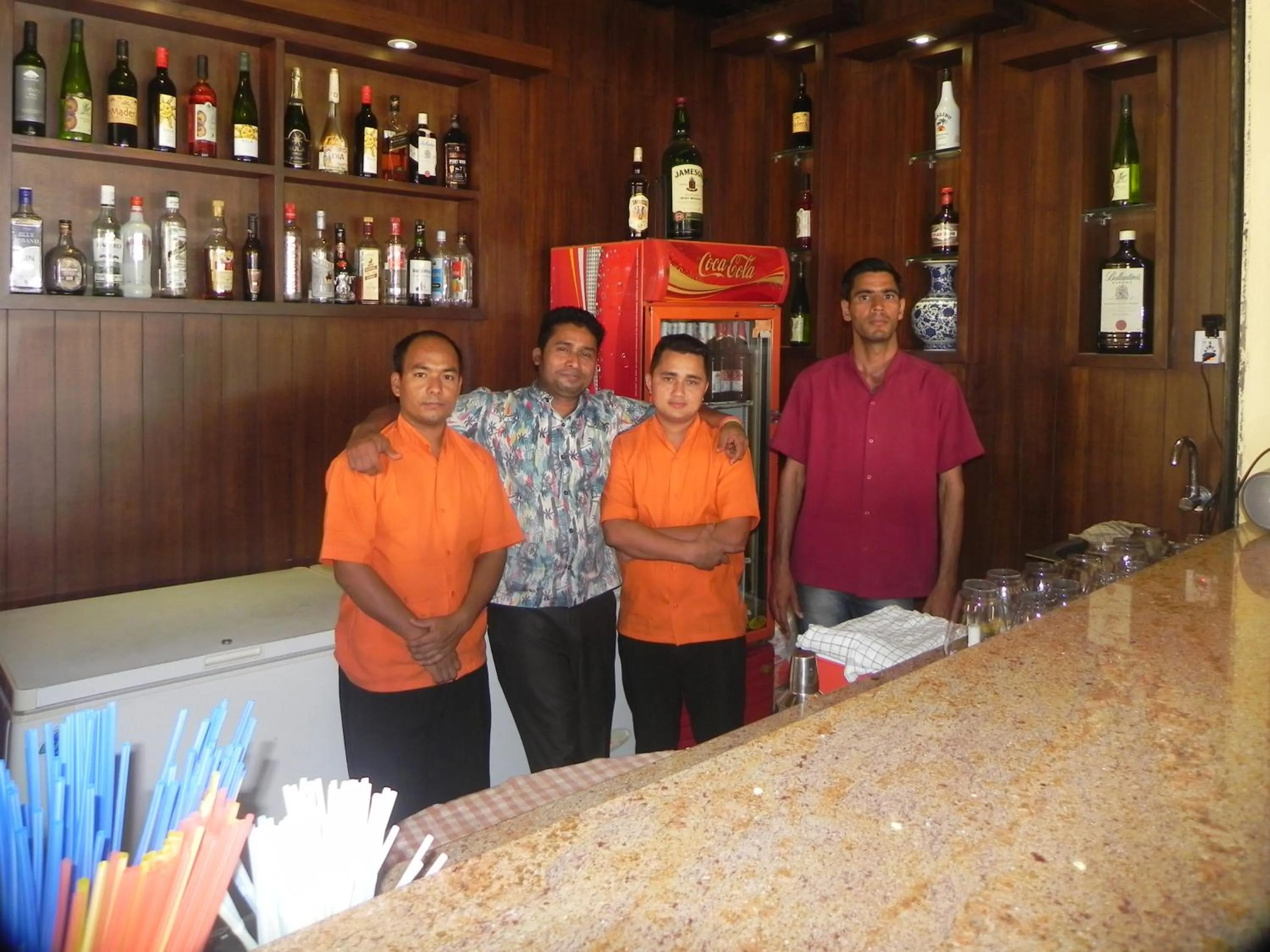 Lounge or bar in Riverside Regency Resort