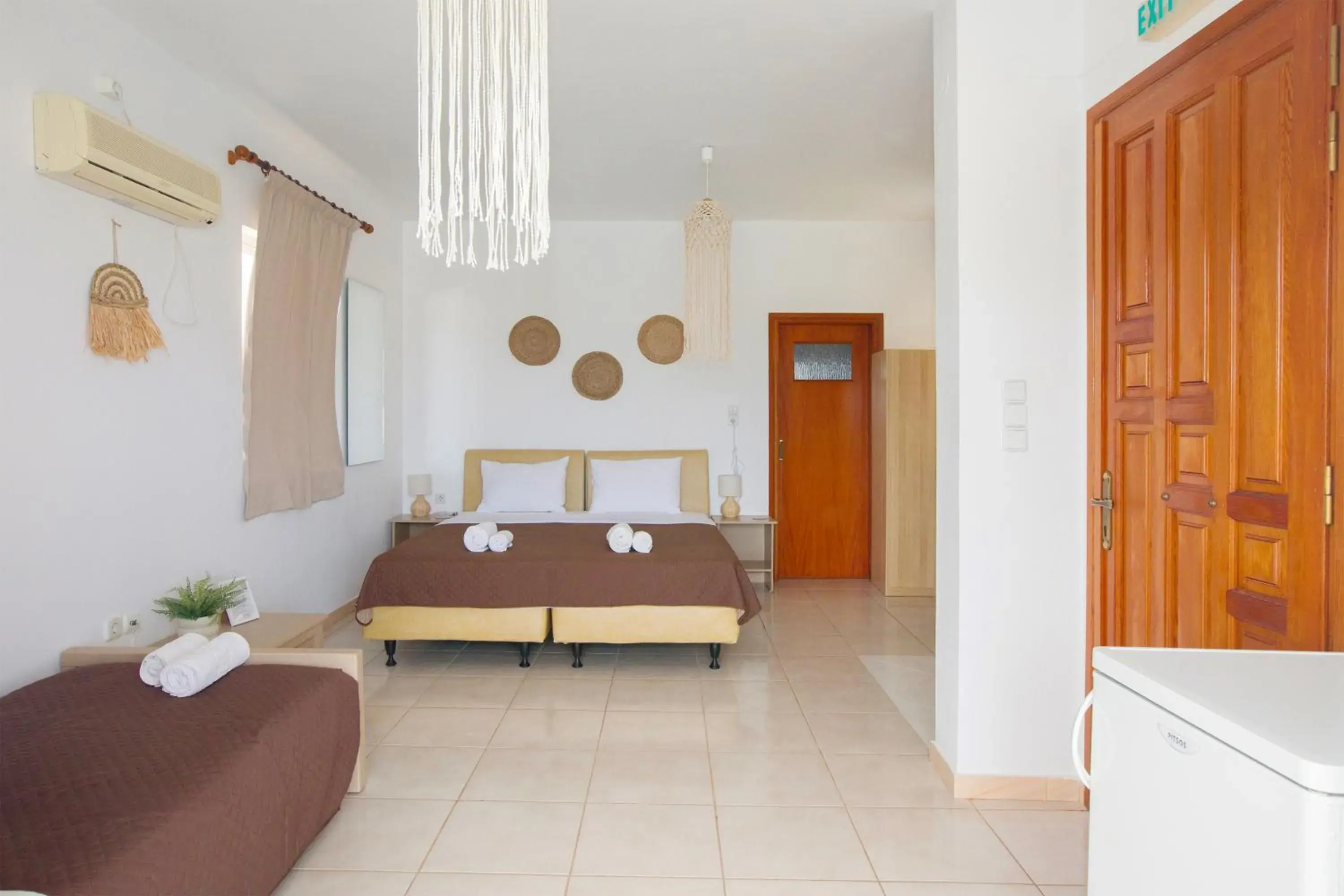 Triple Room in Blue Marine Village Triple Room in Blue Marine Village