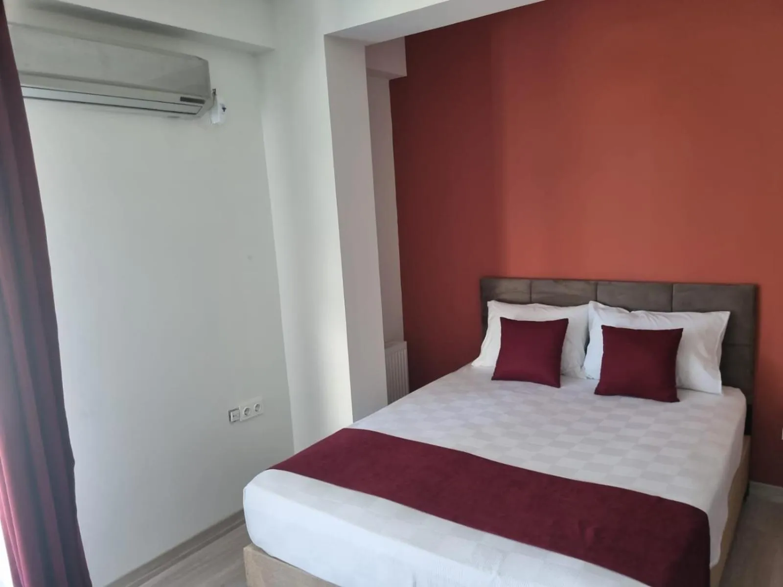 Bed in istanbul airport family suites hotel