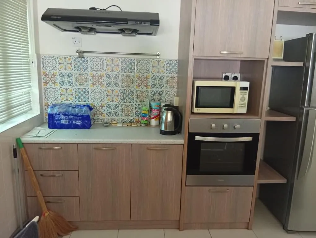 AnyLodge Waterfront Marina Island Pangkor-Lumut