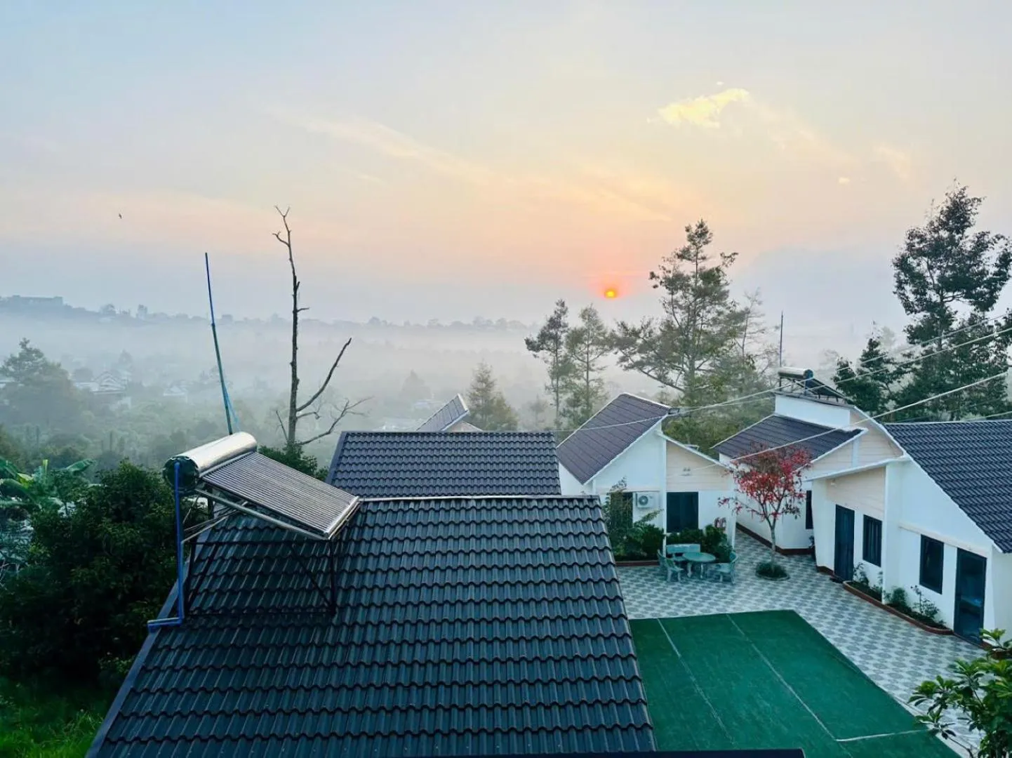 Sunset in ĐAM MÊ HOMESTAY