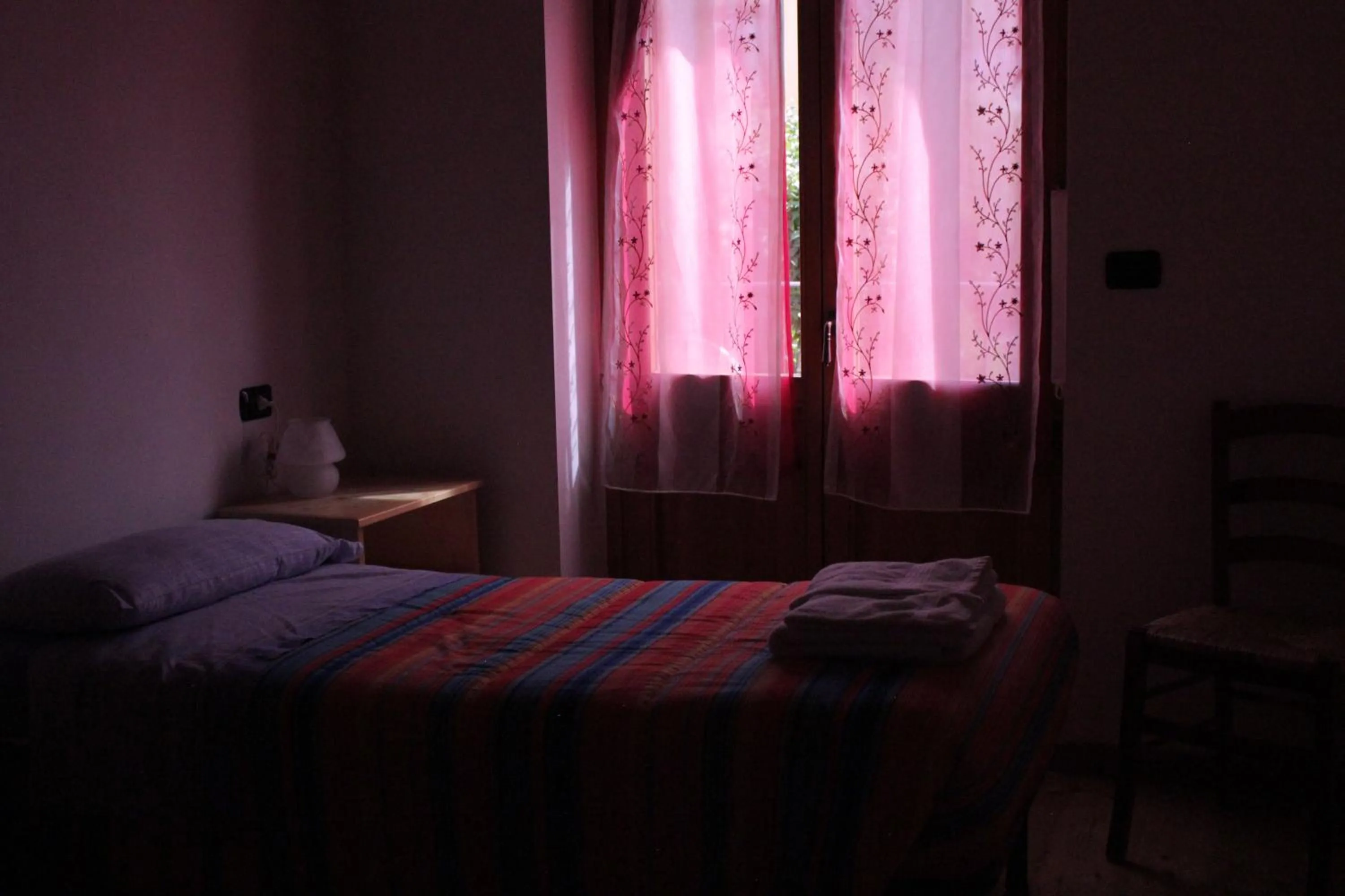 Bed in B&B Villa Dalegno