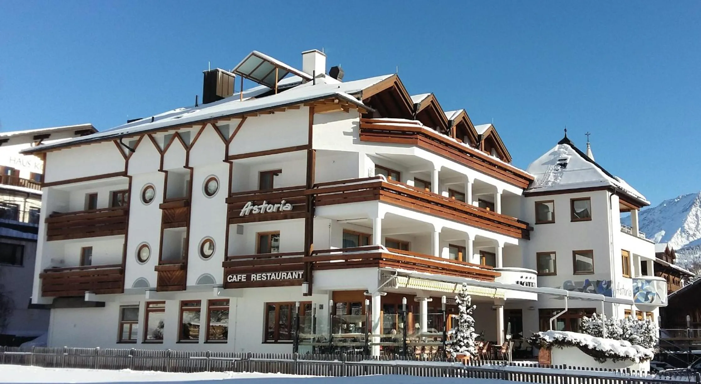 Property building in Hotel Astoria