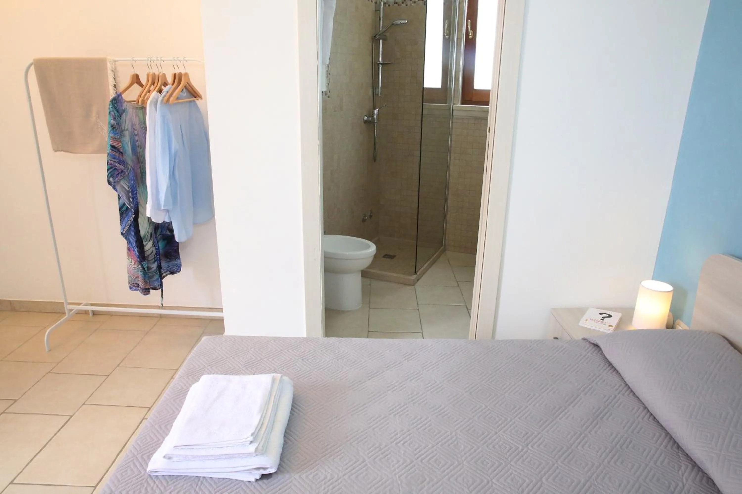 Bed in Corte Rondine B&B