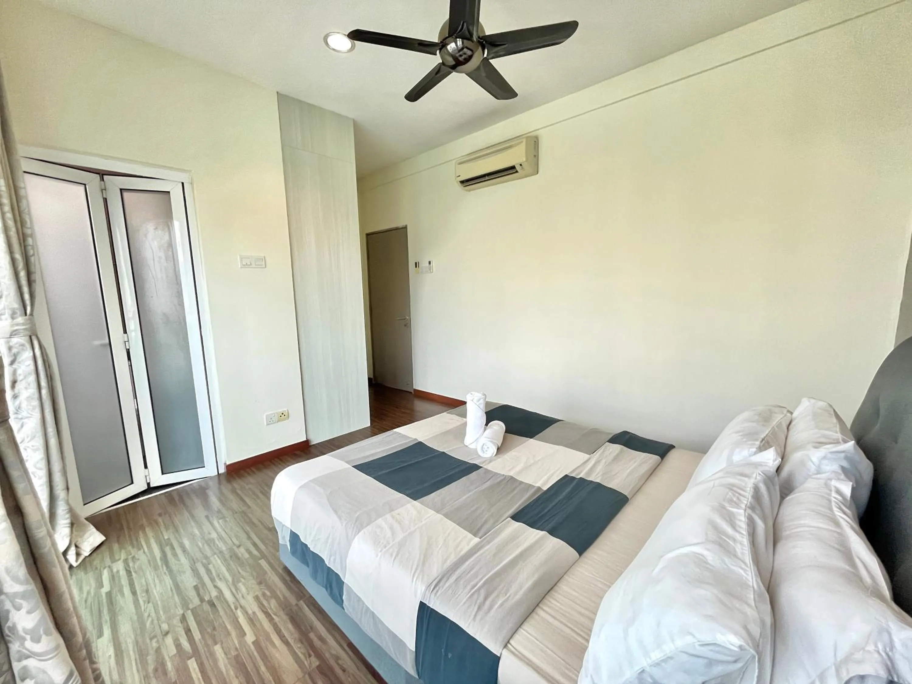 Bedroom, Bed in Setapak Central Signature Suites by Manhattan Group
