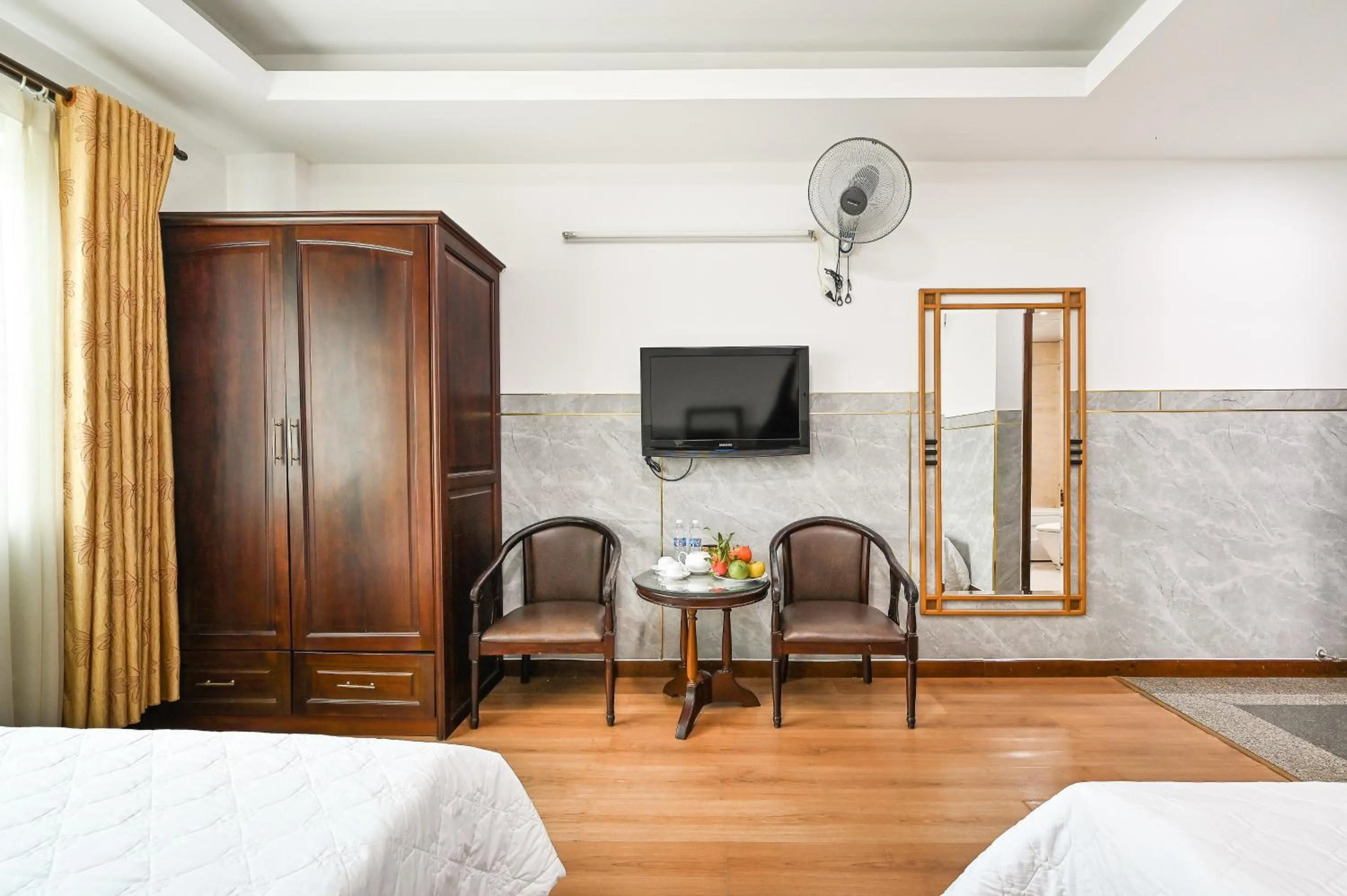 Property building, Bed in Duc Minh Saigon Airport Hotel