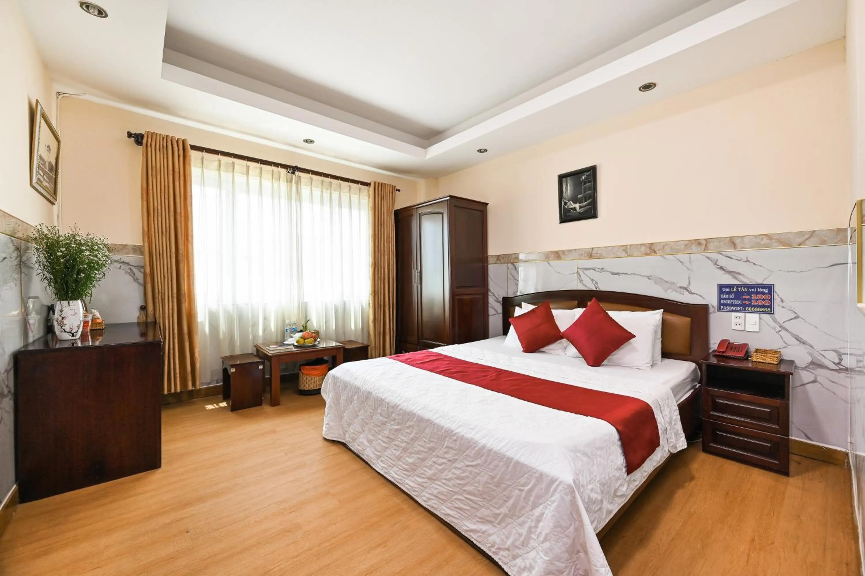 Property building, Bed in Duc Minh Saigon Airport Hotel