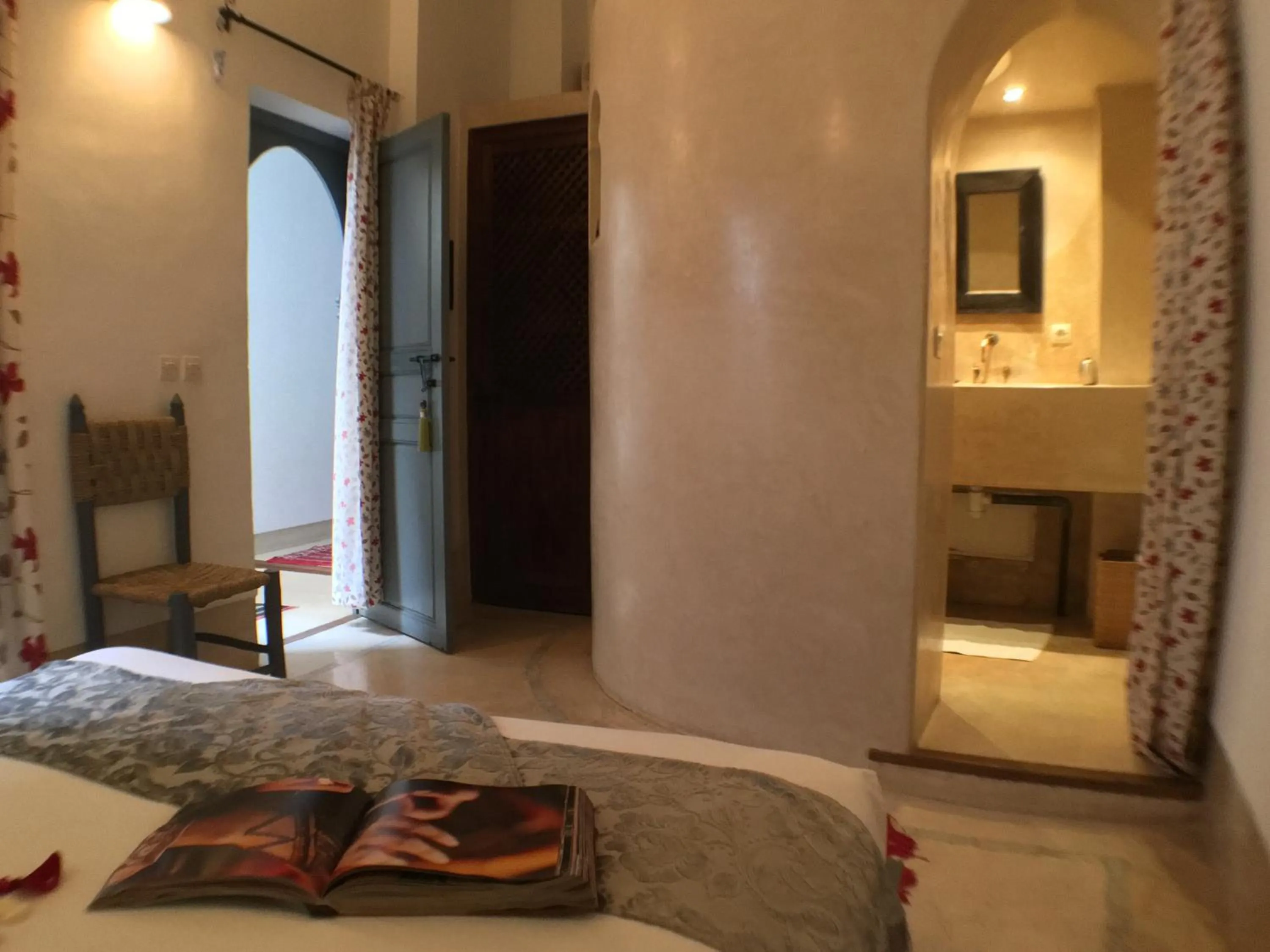Photo of the whole room, Bed in Riad of The Light