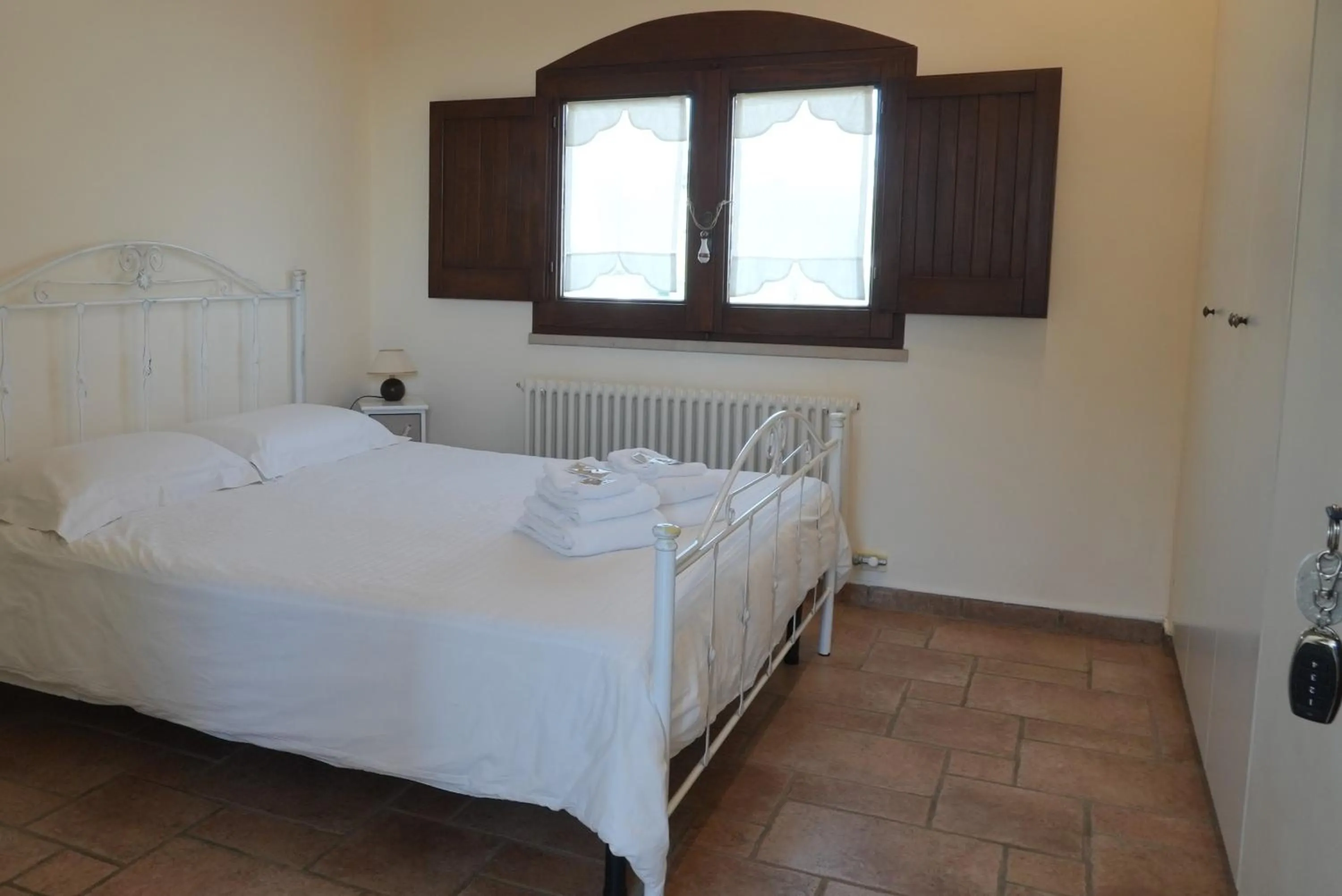 Bed in B&B Donna Luisa