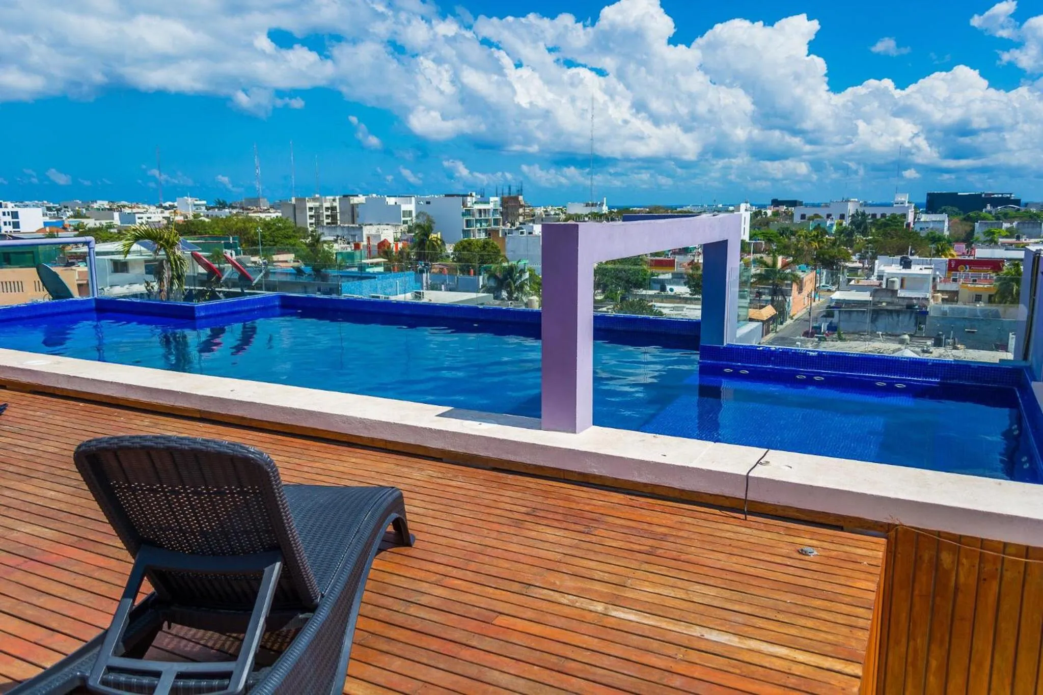 Playa Centro Rooftop Apartments & Studios