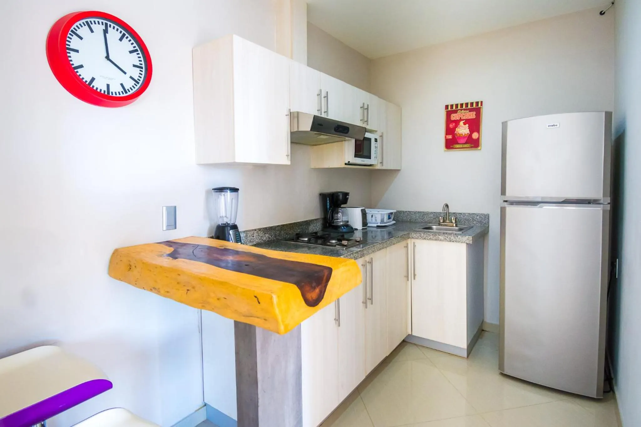 Kitchen or kitchenette in Playa Centro Rooftop Apartments & Studios