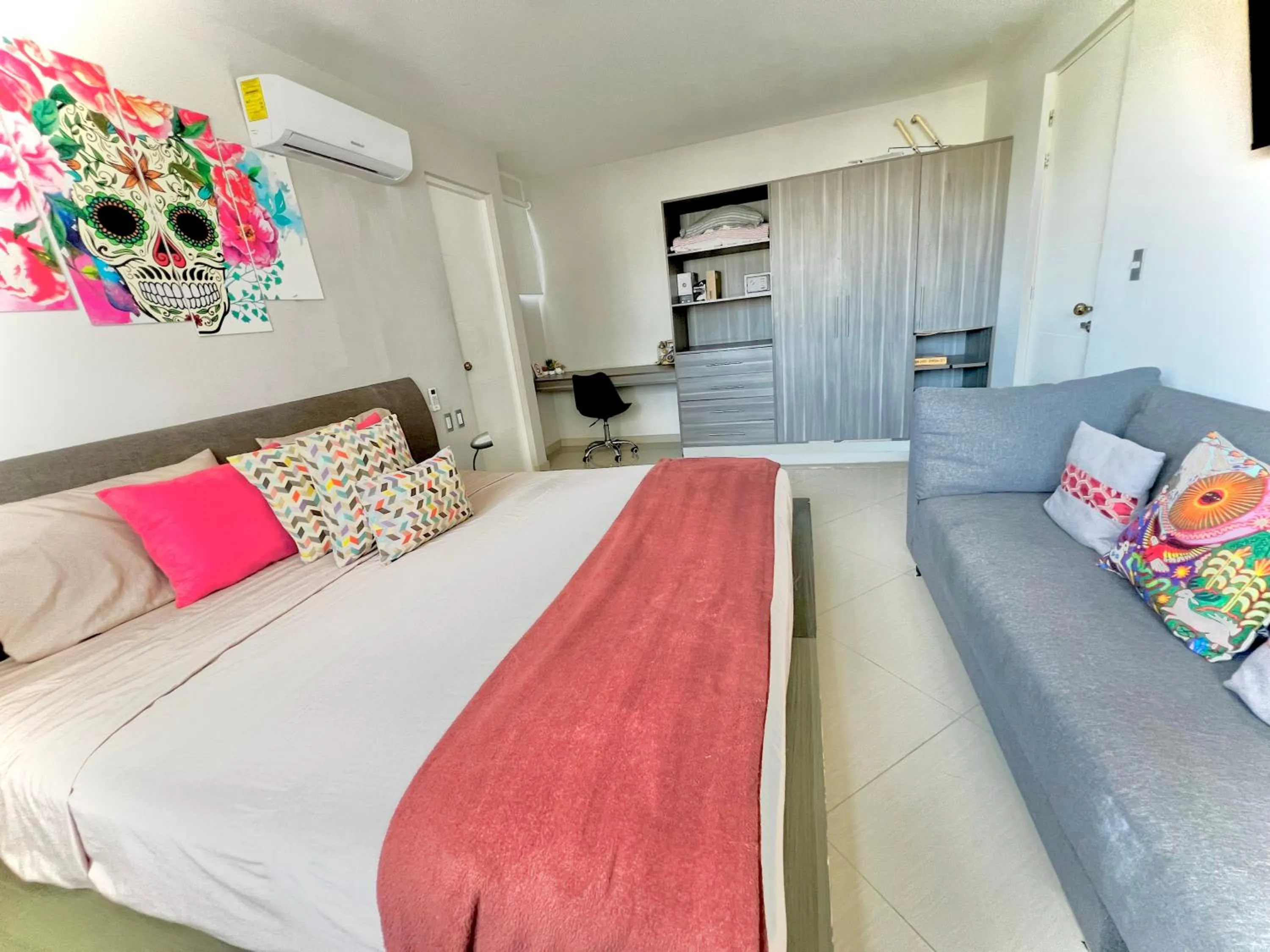 Bed in Playa Centro Rooftop Apartments & Studios