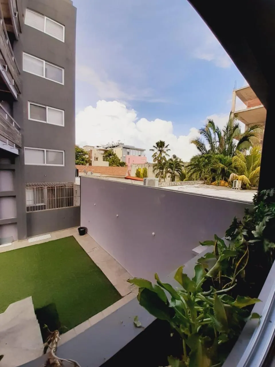Inner courtyard view in Playa Centro Rooftop Apartments & Studios