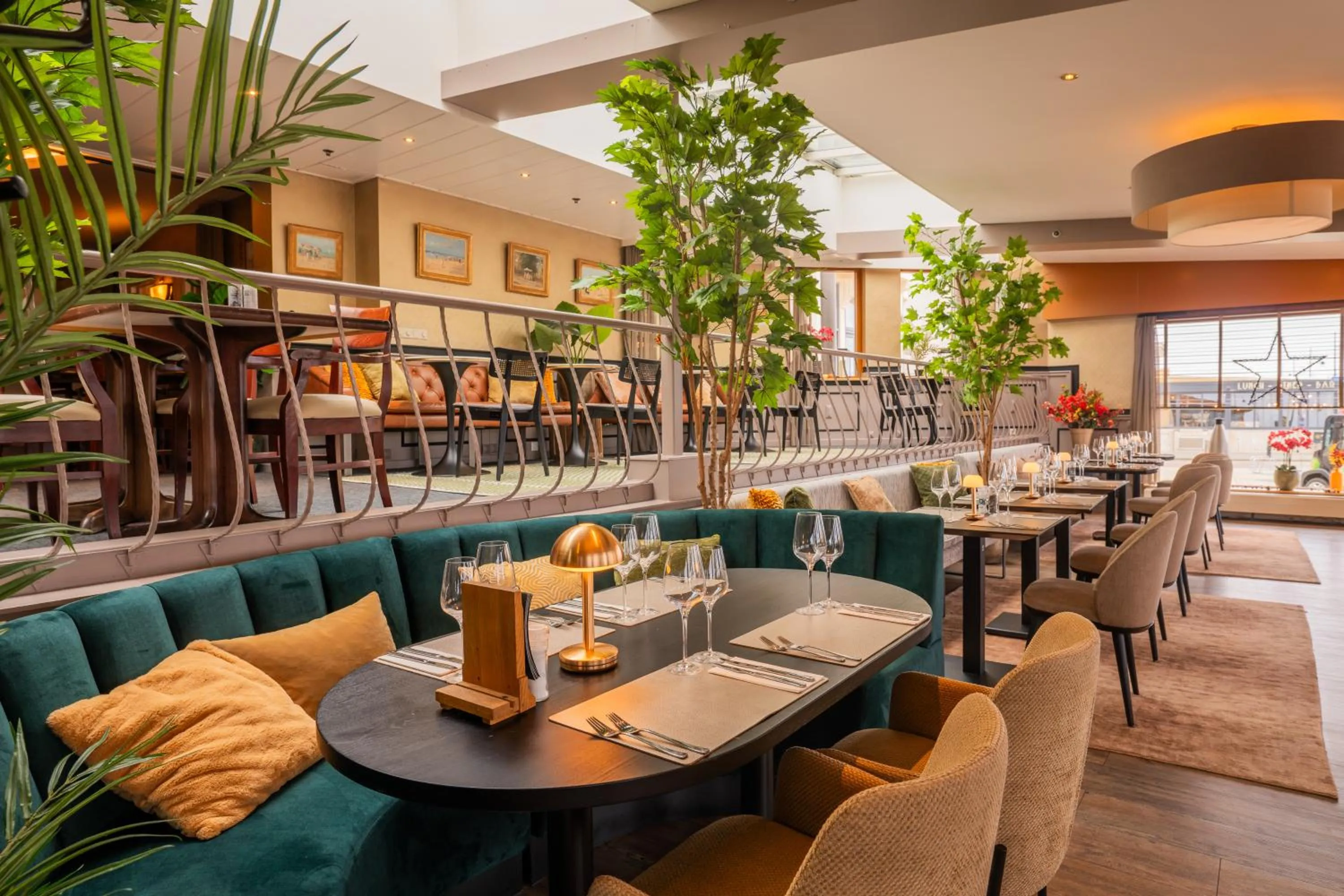 Restaurant/places to eat in Two Brothers Noordwijk Beach