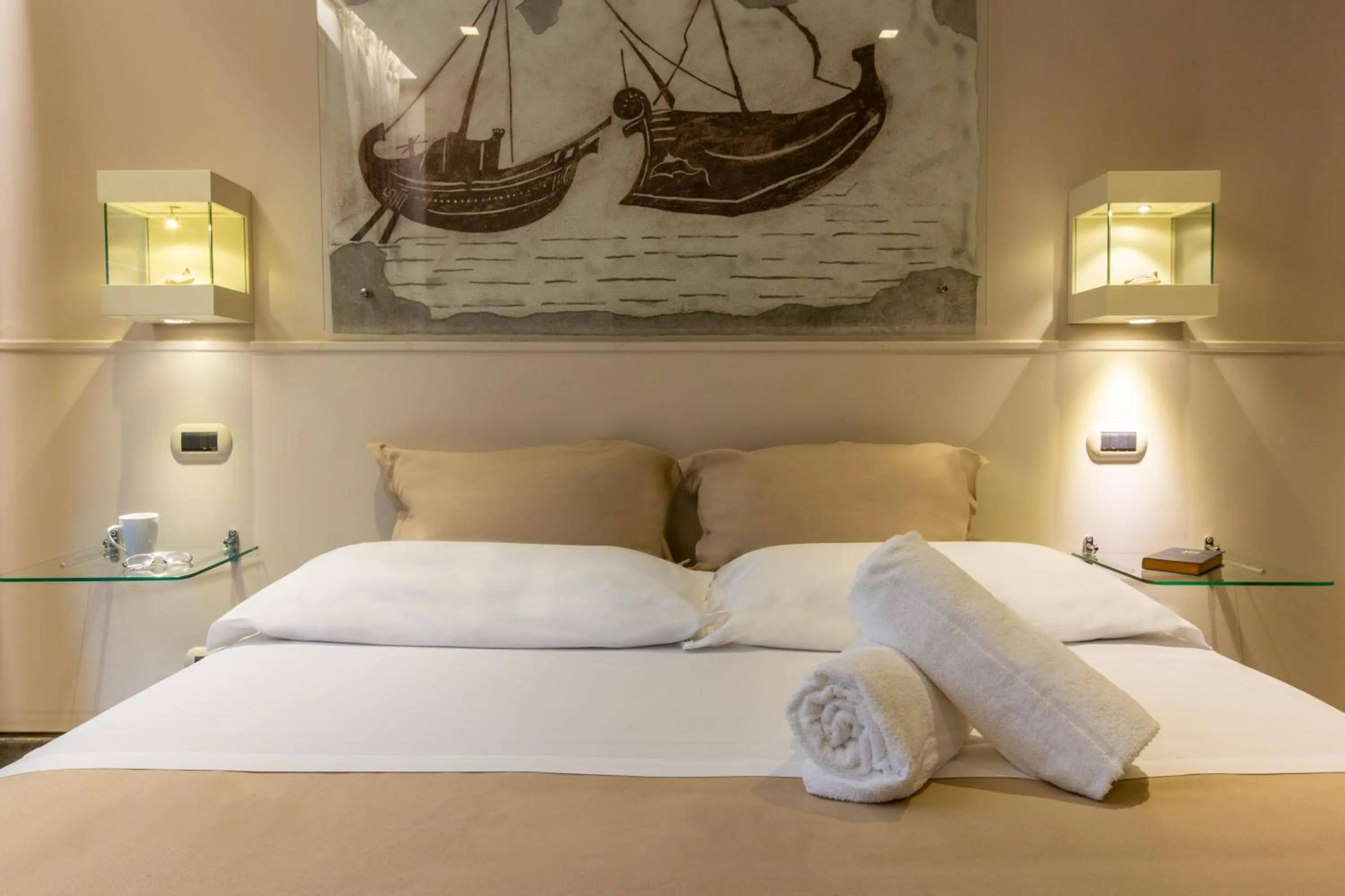 Bed in Le Jardin Romain