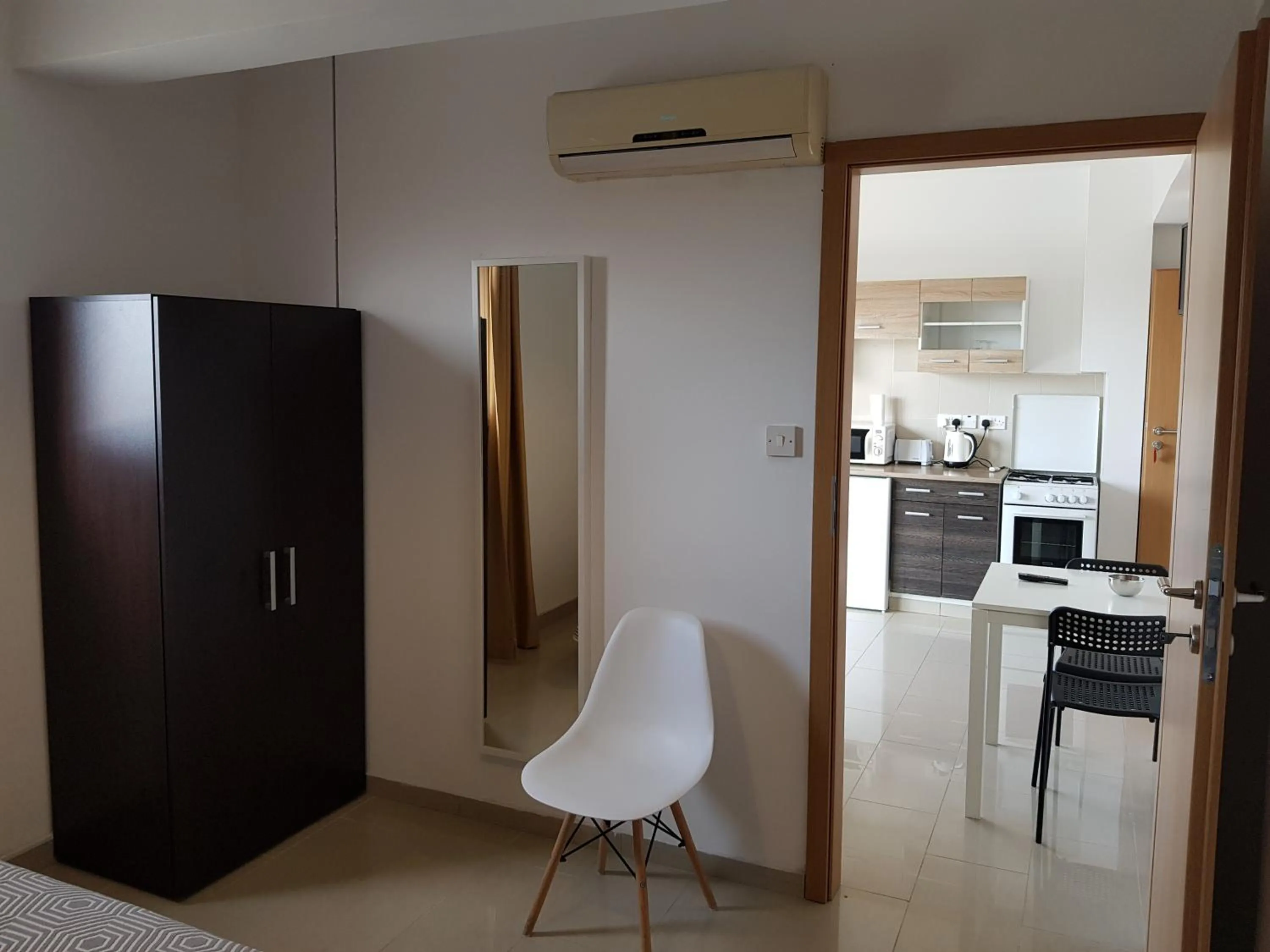 Valentinos Apartments