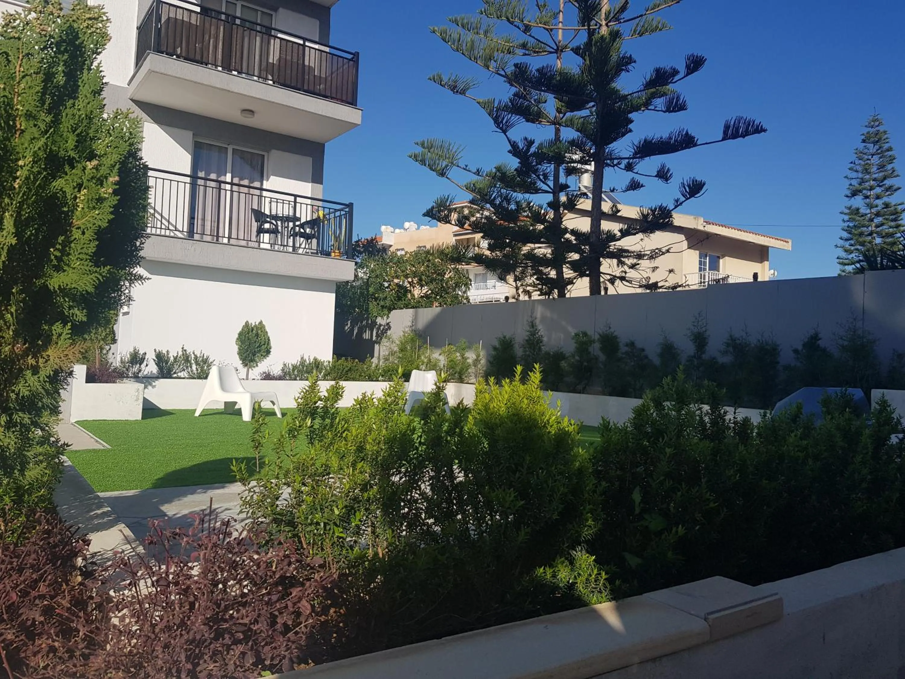 Valentinos Apartments