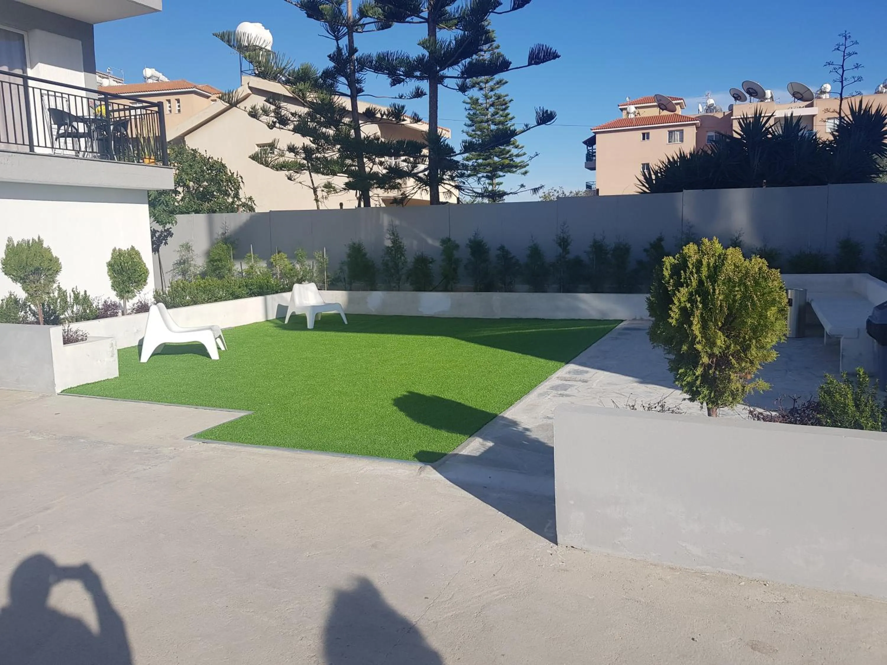 Garden in Valentinos Apartments