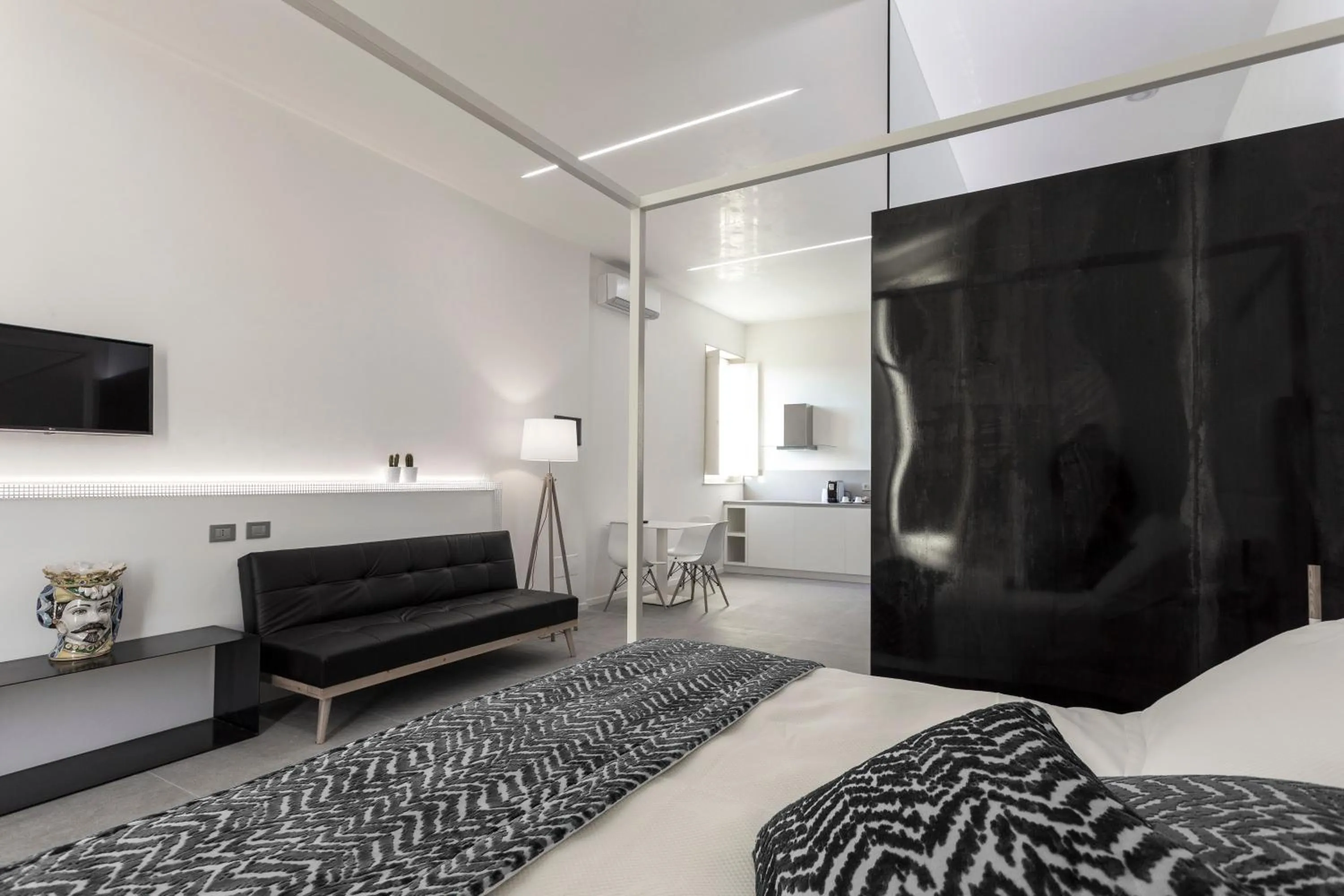 Bed in Nostos rooms & Apartments