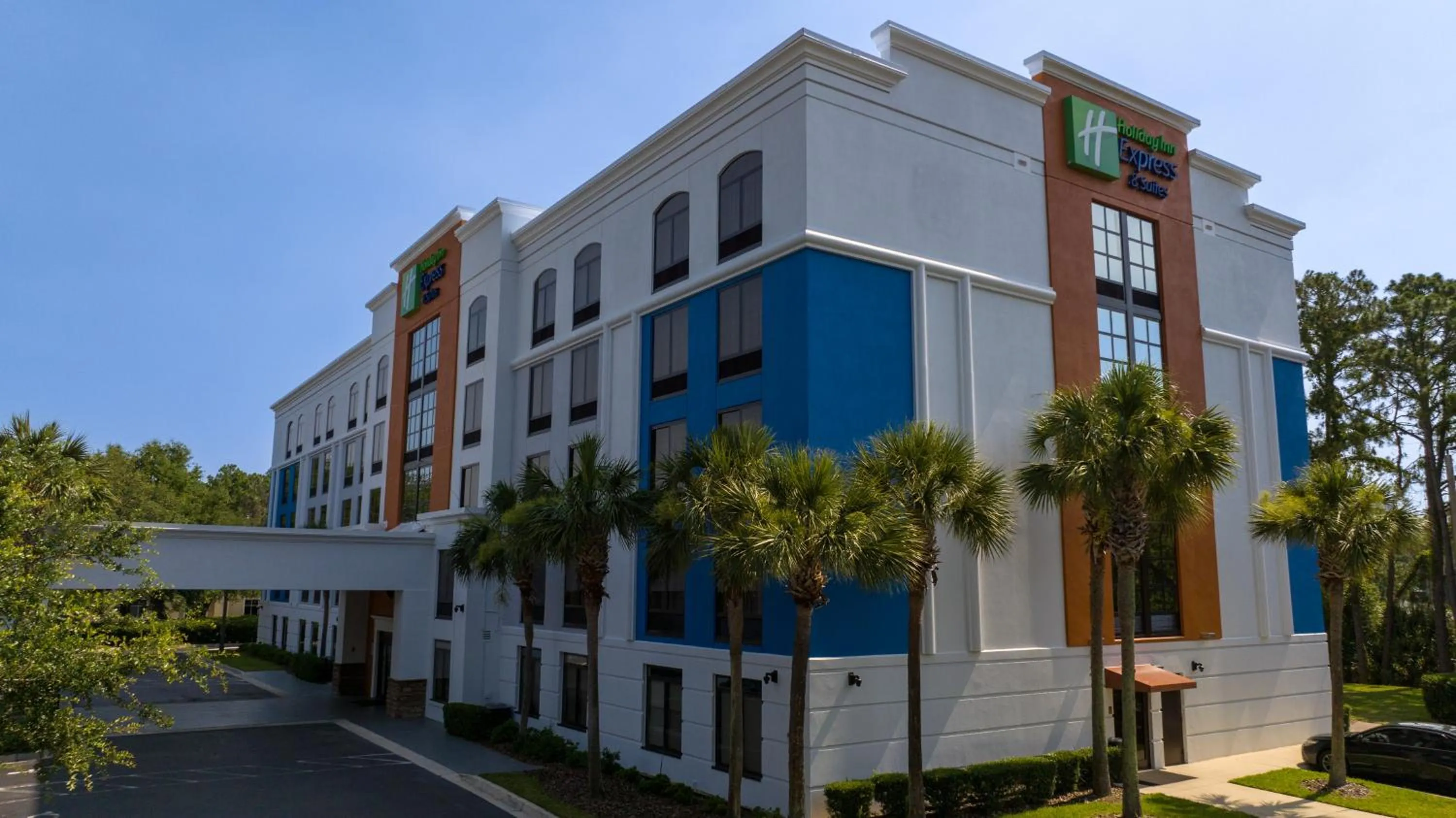 Property building in Holiday Inn Express & Suites Jacksonville South East - Medical Center Area by IHG