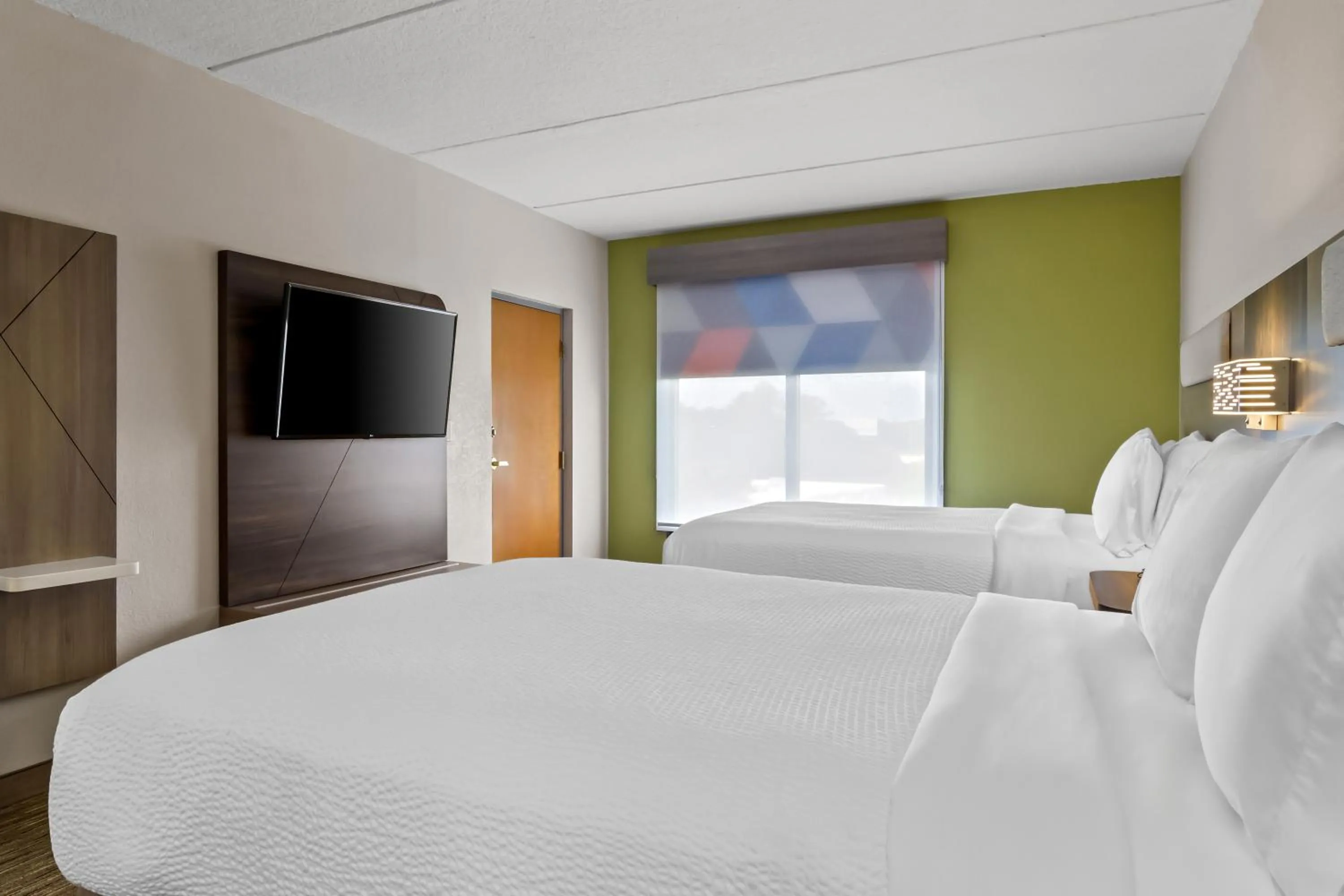 Bedroom, Bed in Holiday Inn Express & Suites Jacksonville South East - Medical Center Area by IHG