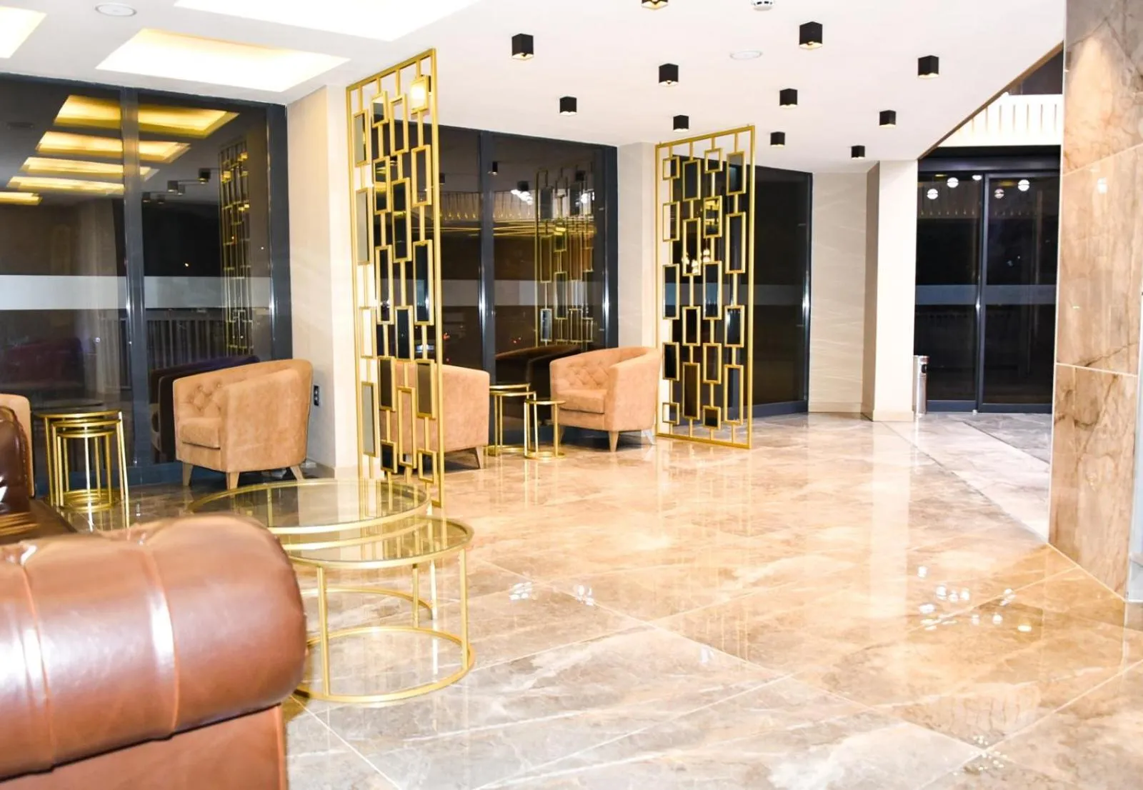 Lobby or reception in Moonlight Suite
