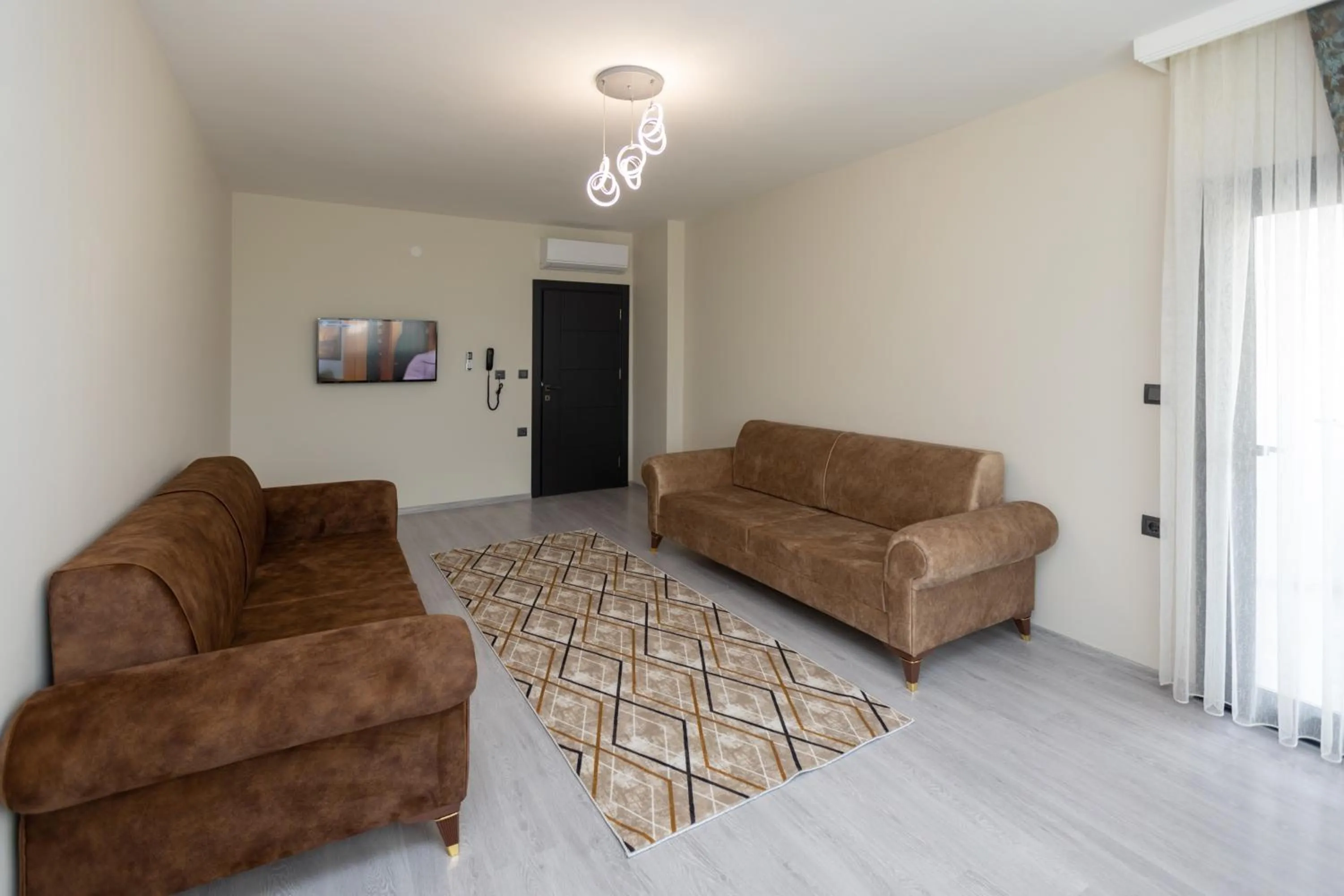 TV and multimedia in Moonlight Suite