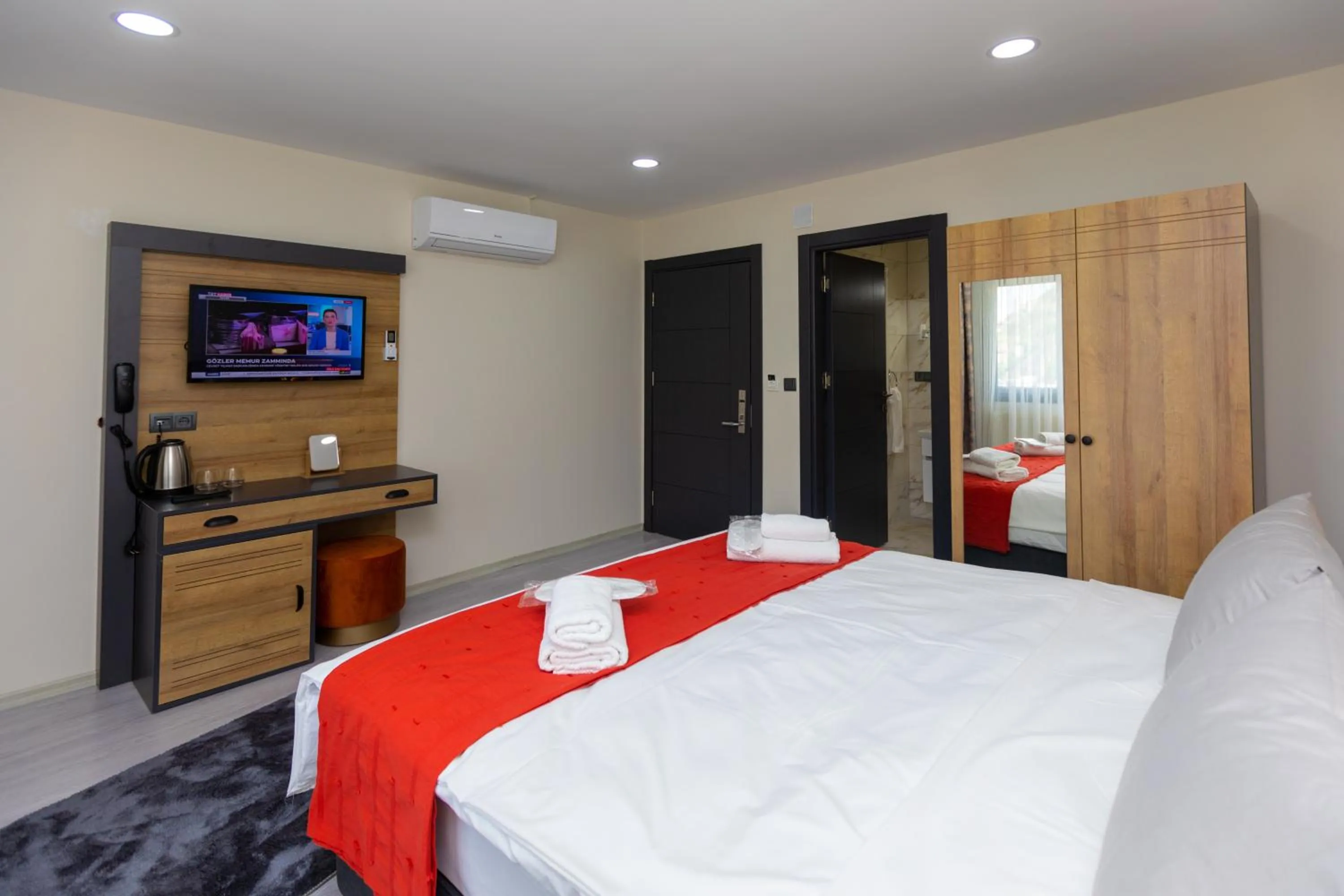 Bed in Moonlight Suite