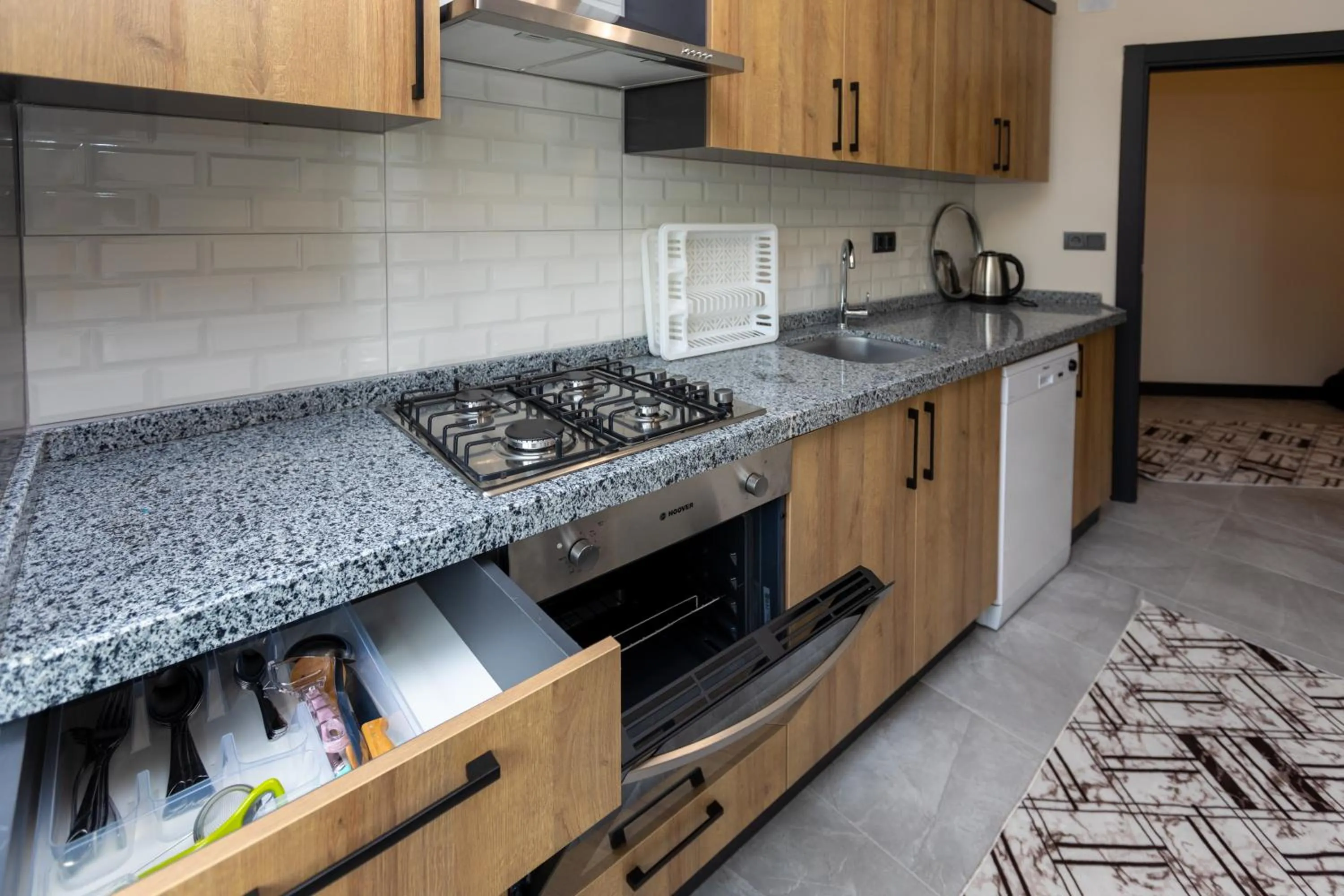 dishwasher in Moonlight Suite