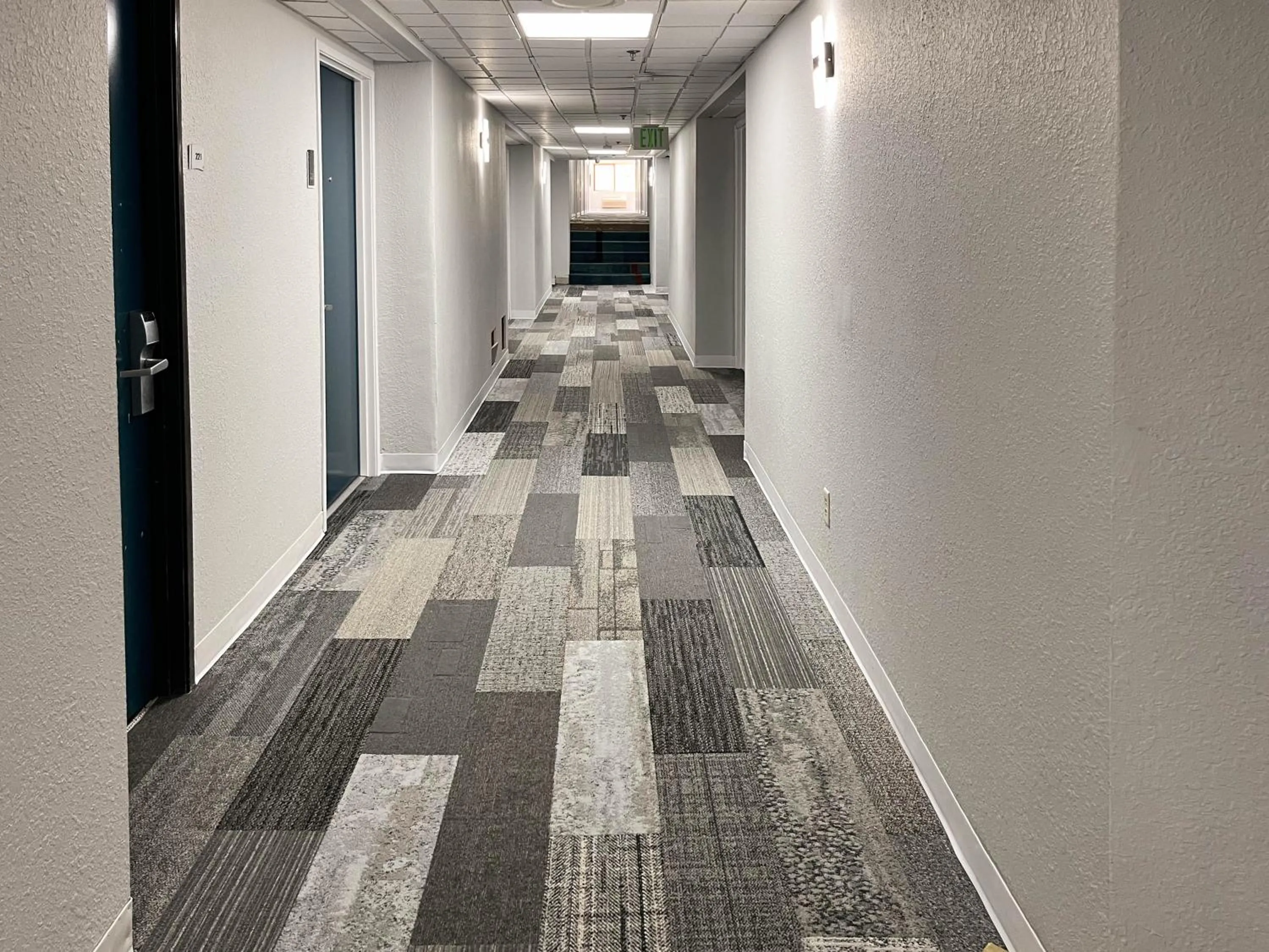 Property building in Studio 6 Elkhart, IN- Kitchenette Rooms