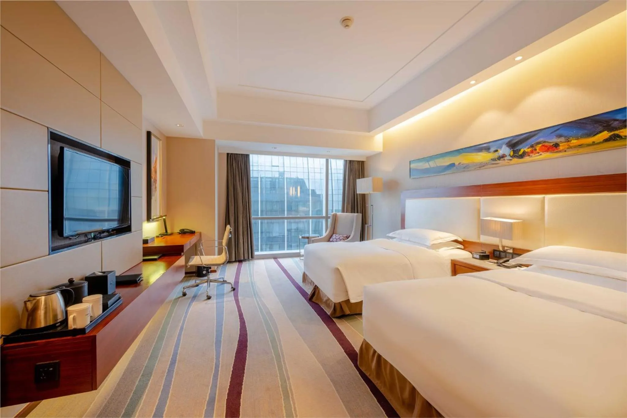 Photo of the whole room, Bed in Crowne Plaza Wuxi Taihu by IHG