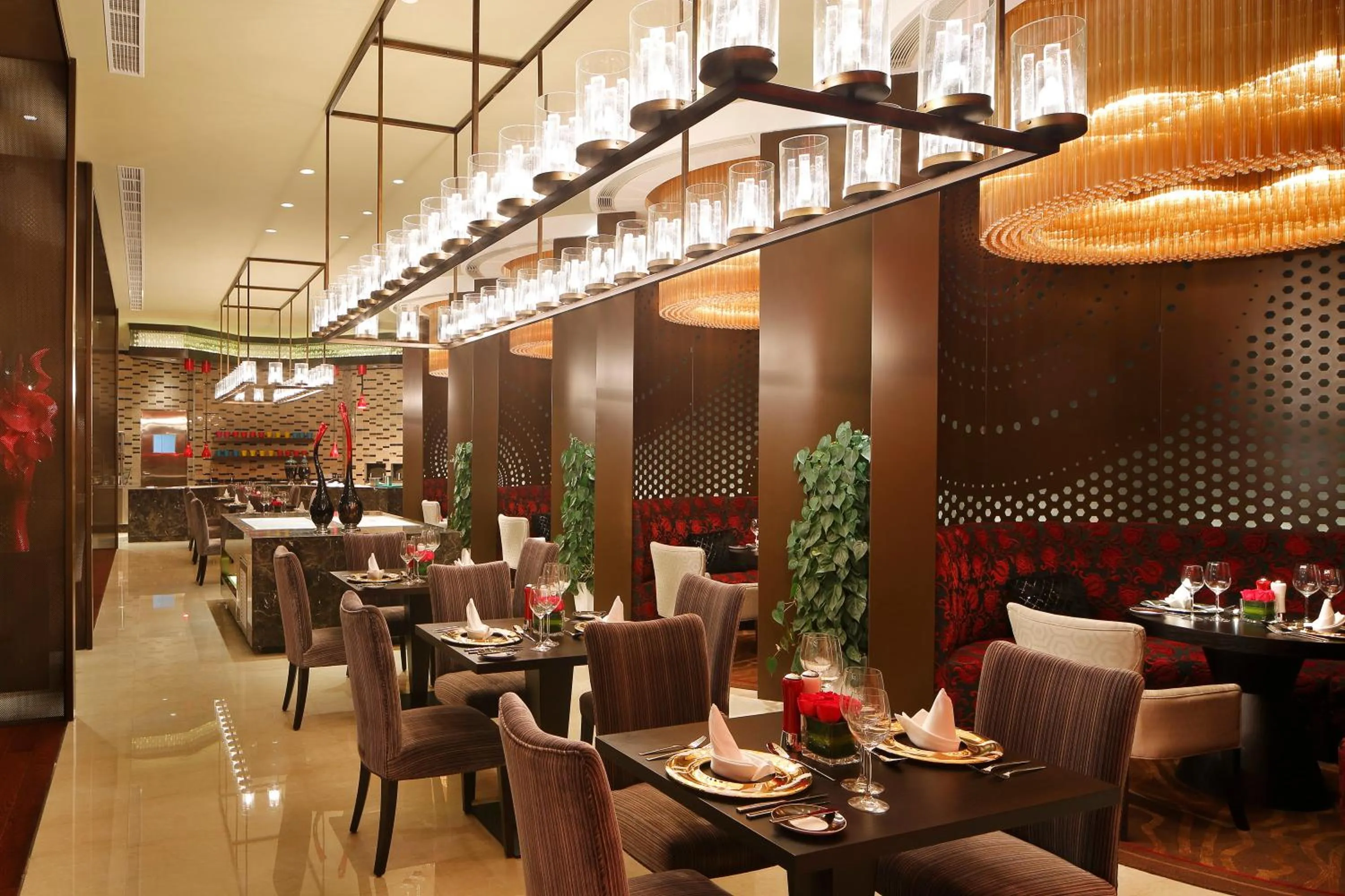 Restaurant/places to eat in Crowne Plaza Wuxi Taihu by IHG