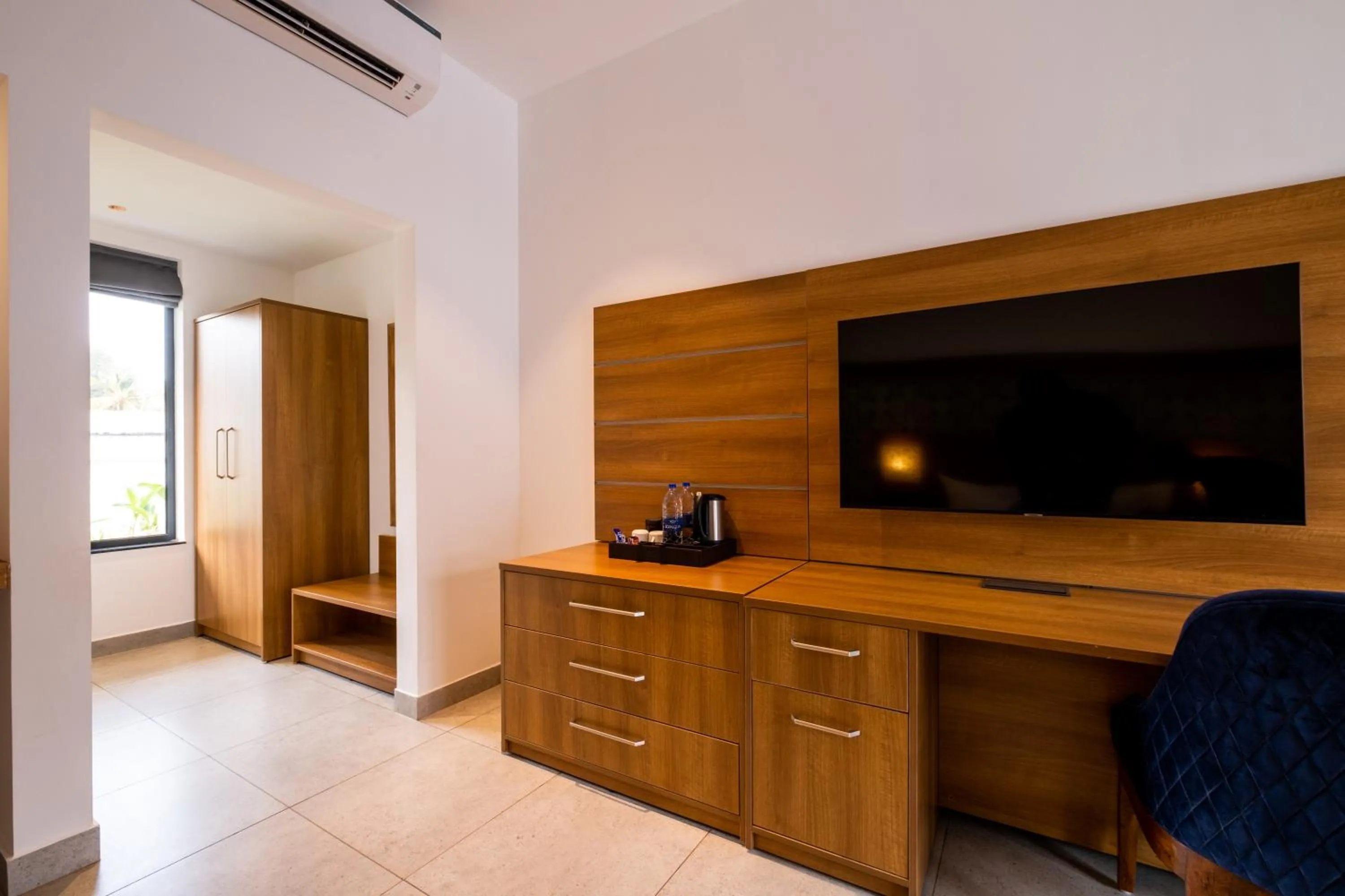 TV and multimedia in Chalston Beach Resort