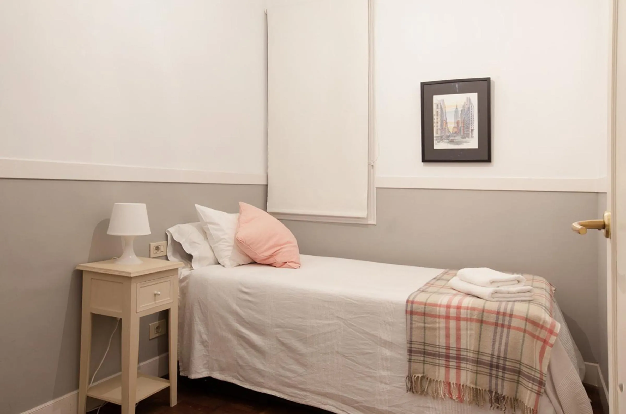 Living room, Bed in Letsgo Camp Nou Apartment