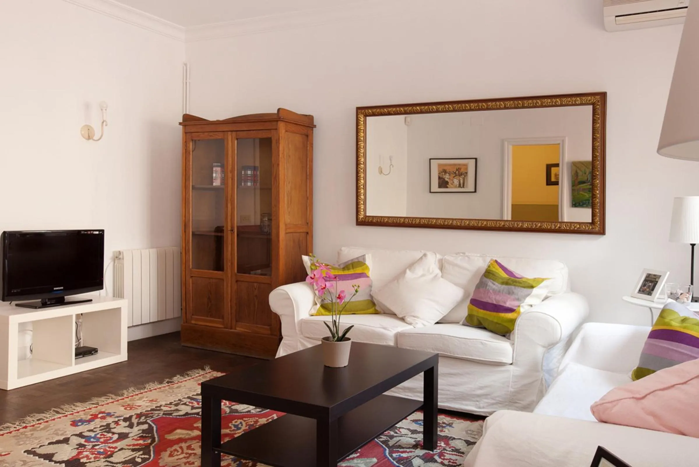 Living room in Letsgo Camp Nou Apartment