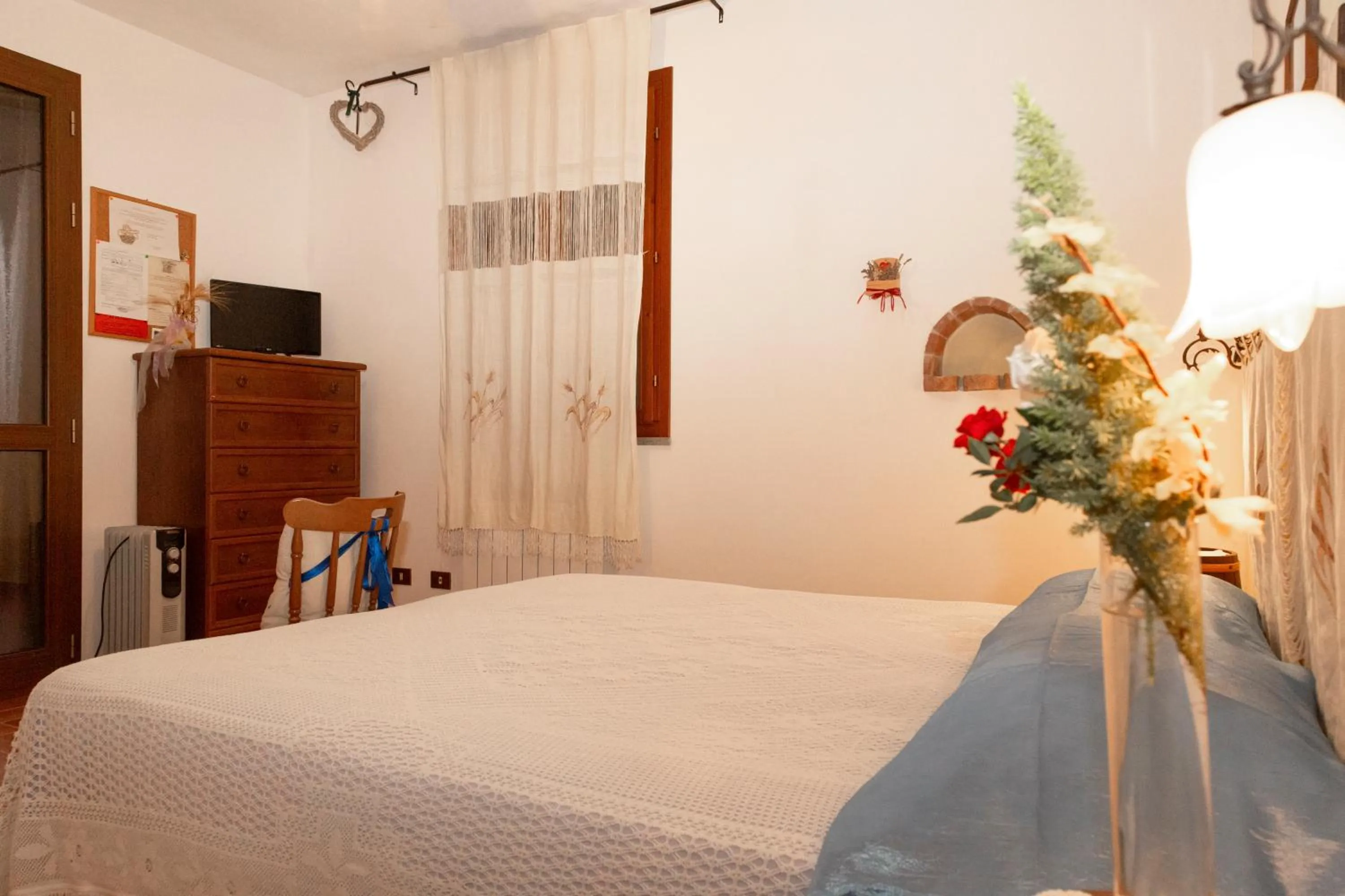 Bedroom, Bed in Agriturismo Al Vermigliano