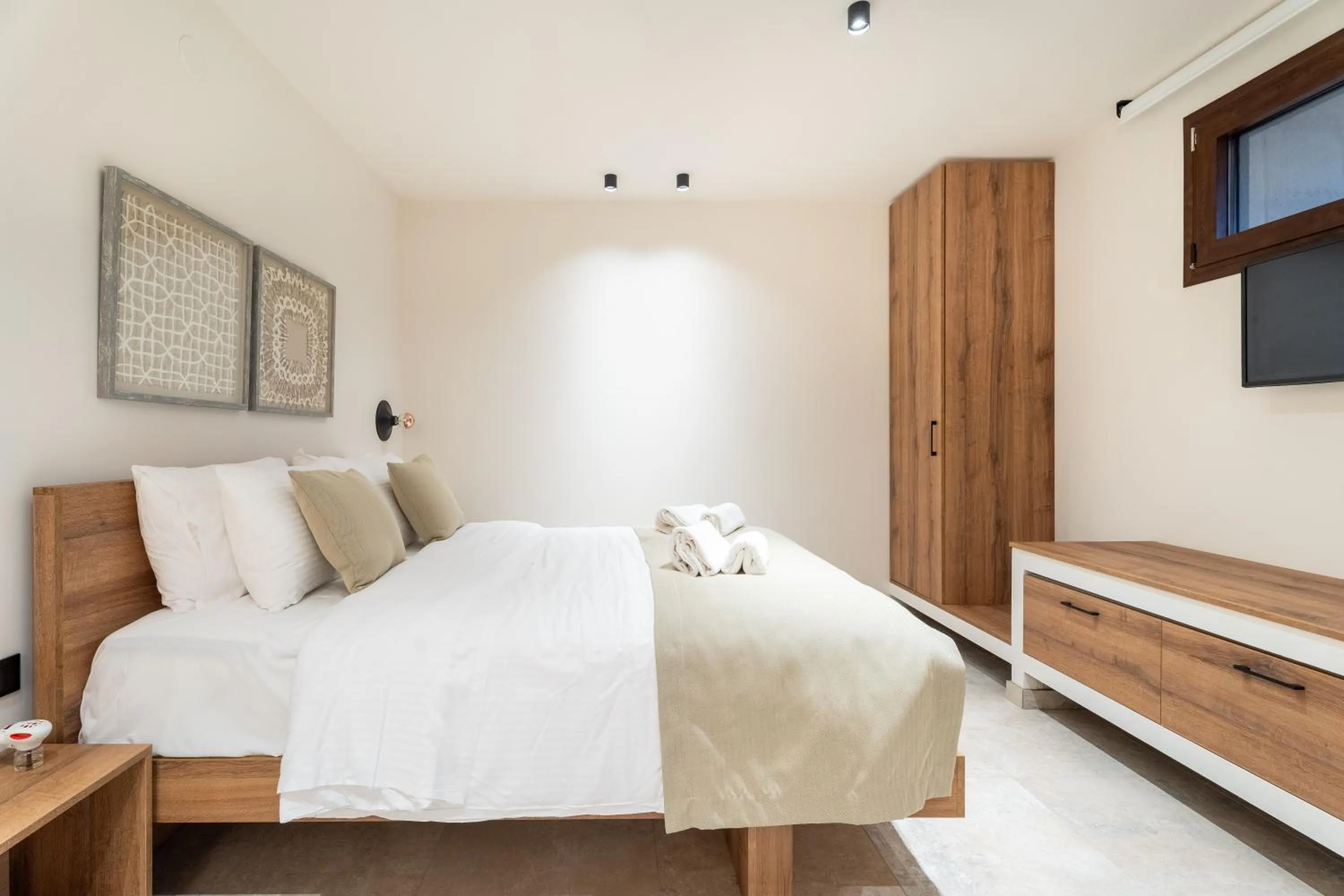 Bed in Mpikas Holidays