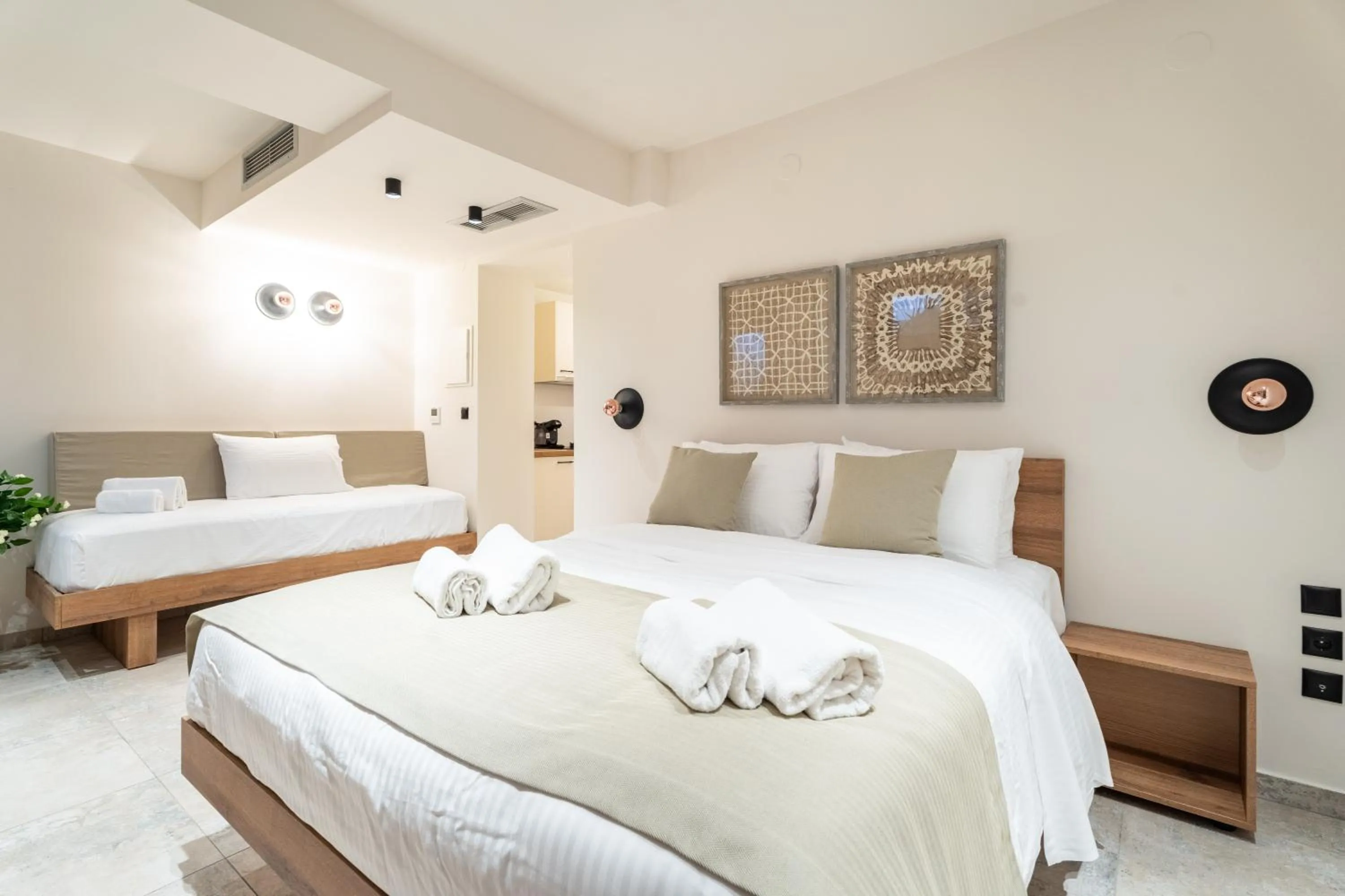 Bed in Mpikas Holidays