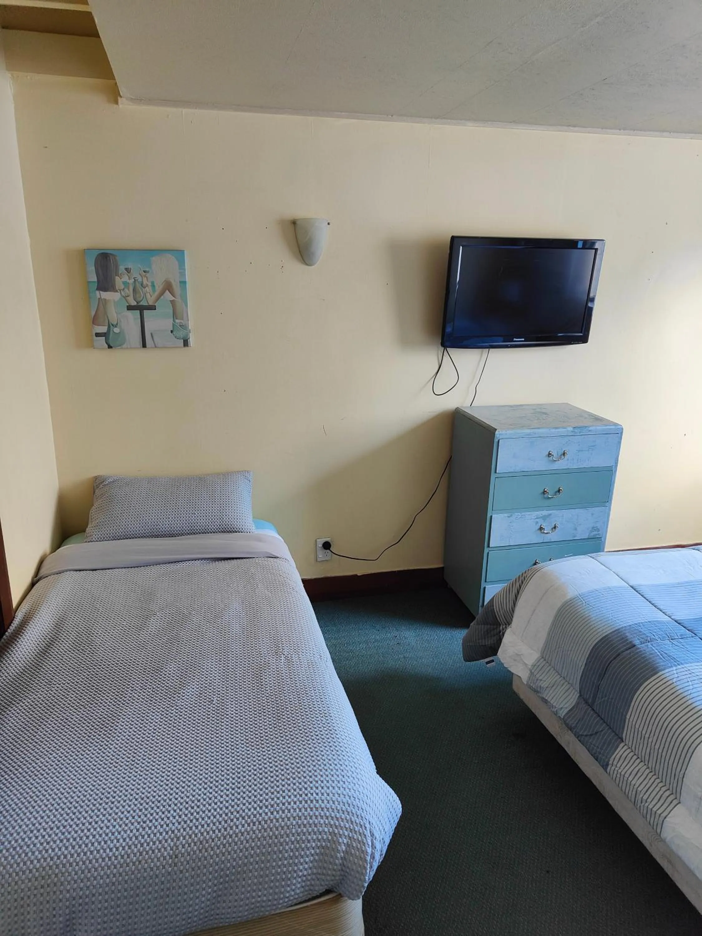 Bedroom, Bed in Manor house backpackers