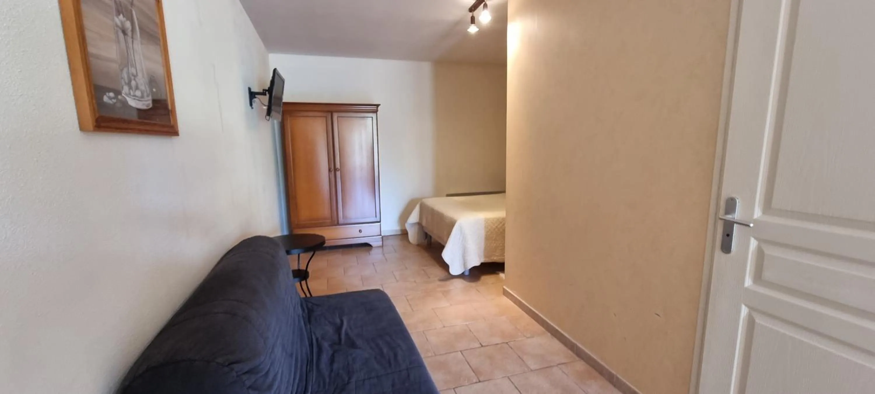 Bed in Domaine de la Courbe Hôtel & Spa