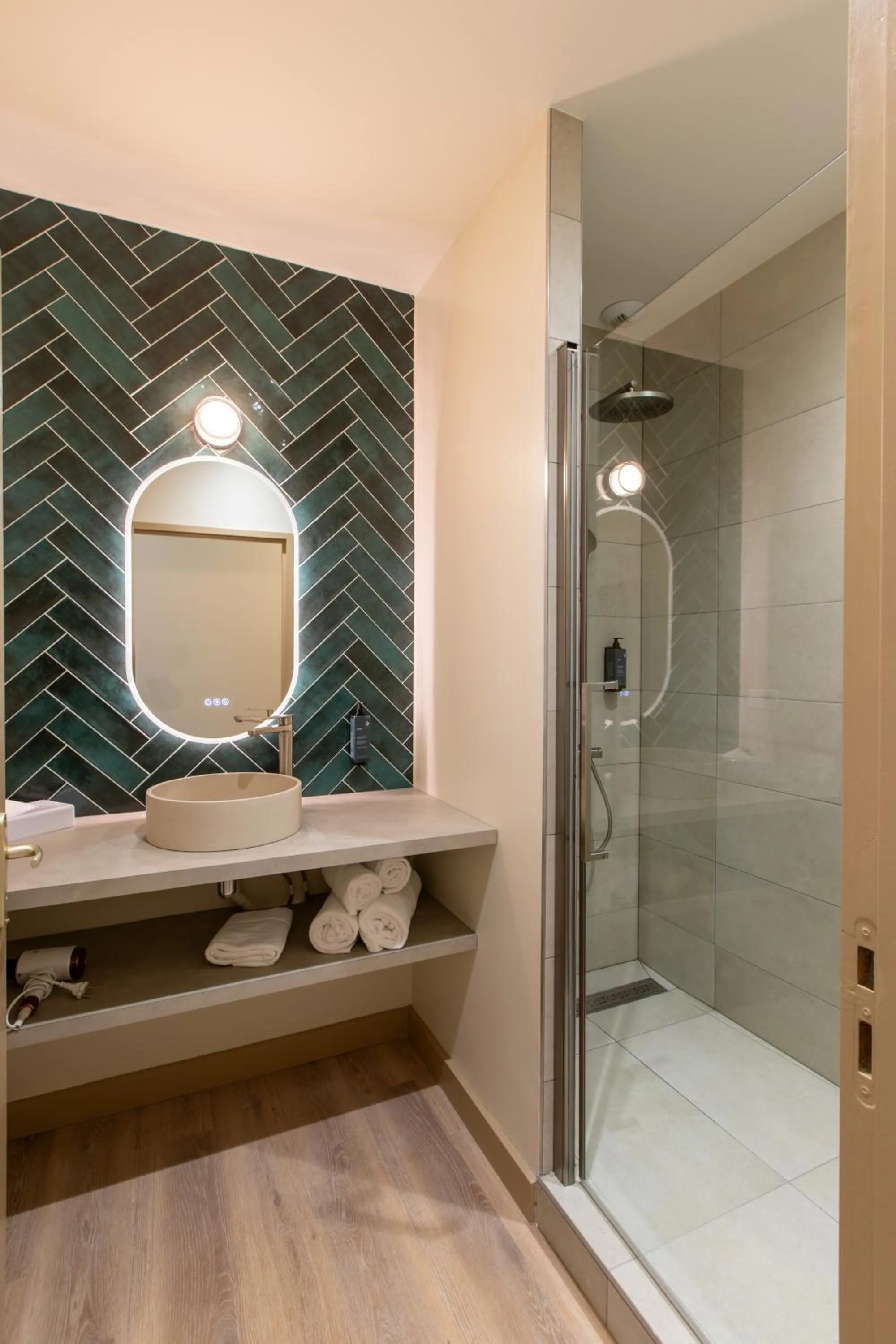 Bathroom in Domaine de la Courbe Hôtel & Spa